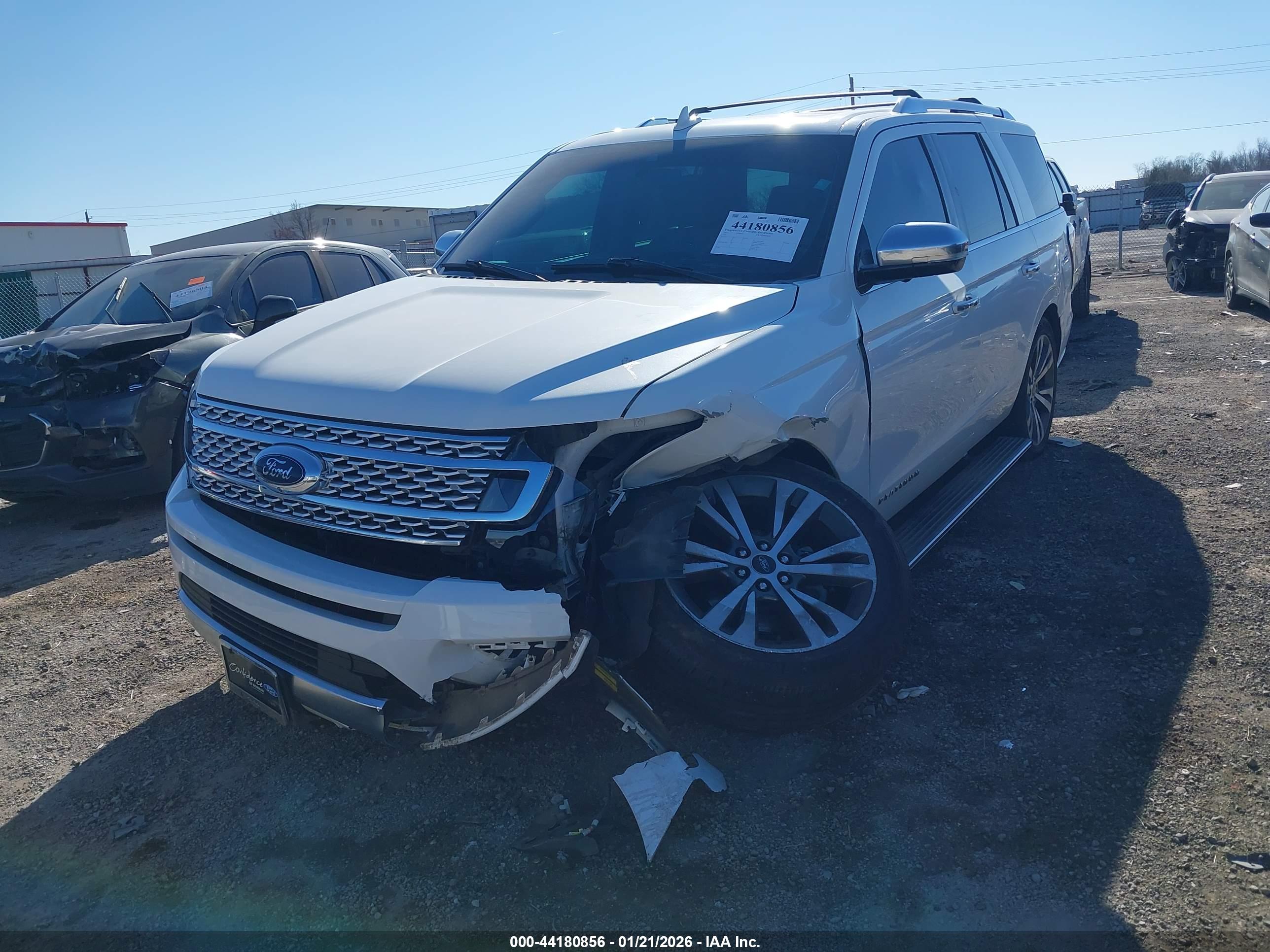 FORD EXPEDITION image 2