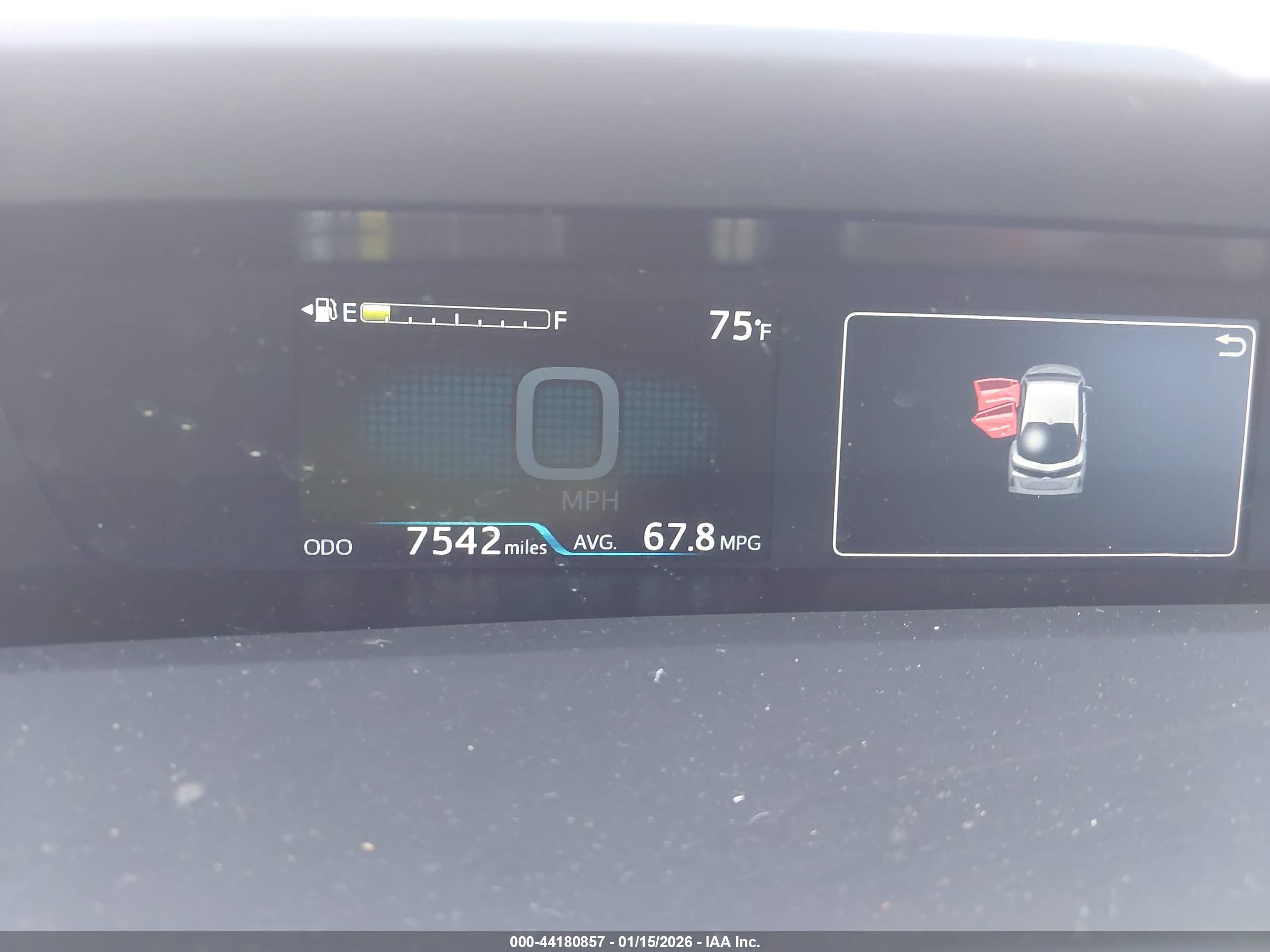 TOYOTA PRIUS image 7