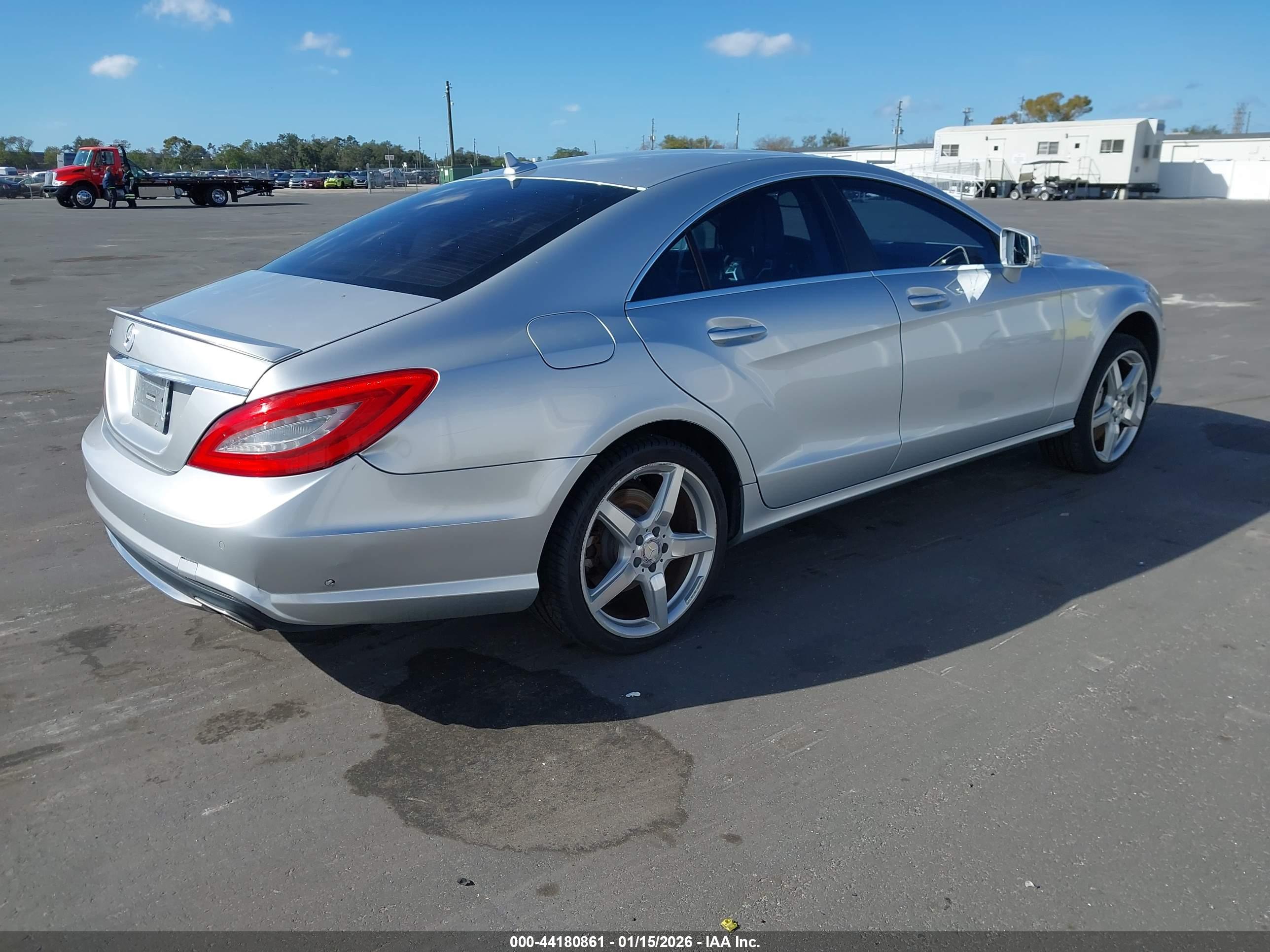 MERCEDES-BENZ CLS image 4