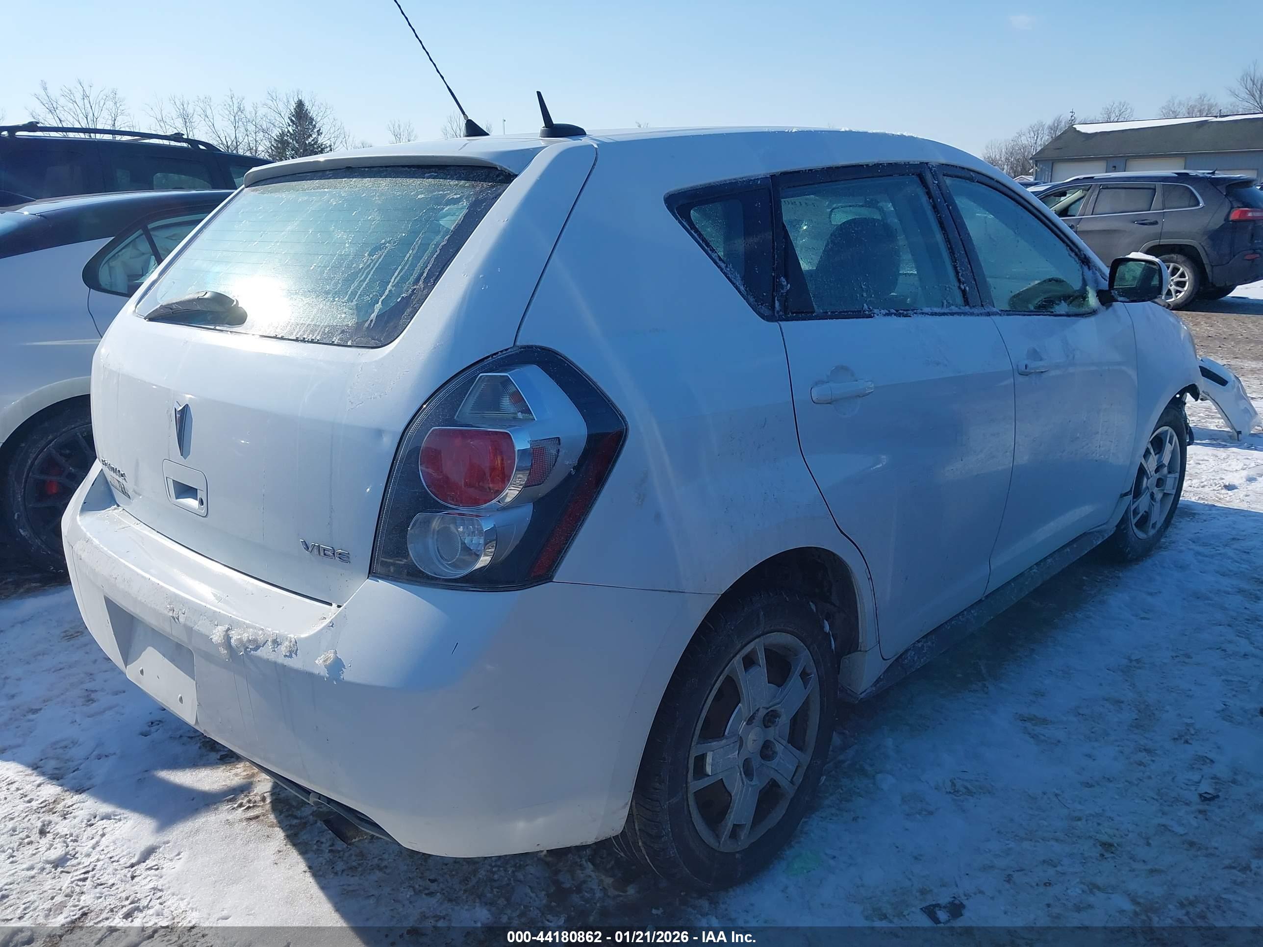 PONTIAC VIBE image 4