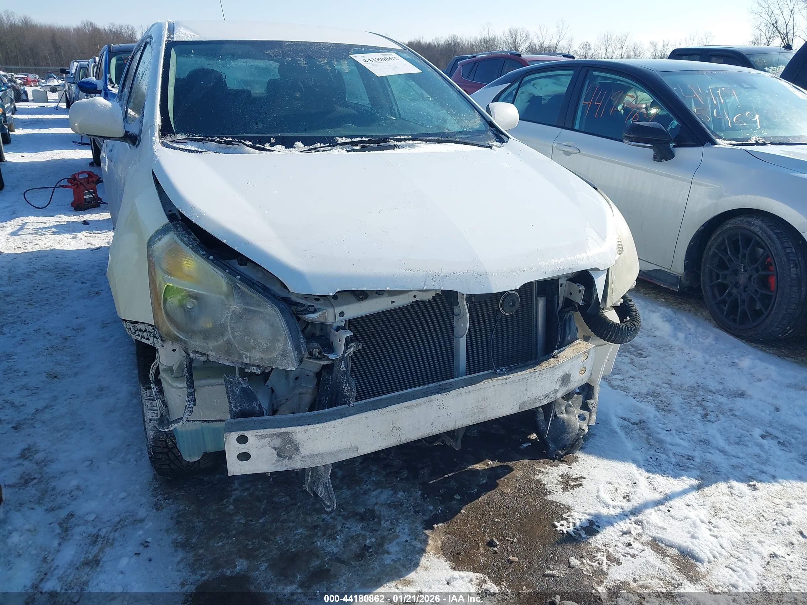 PONTIAC VIBE image 6