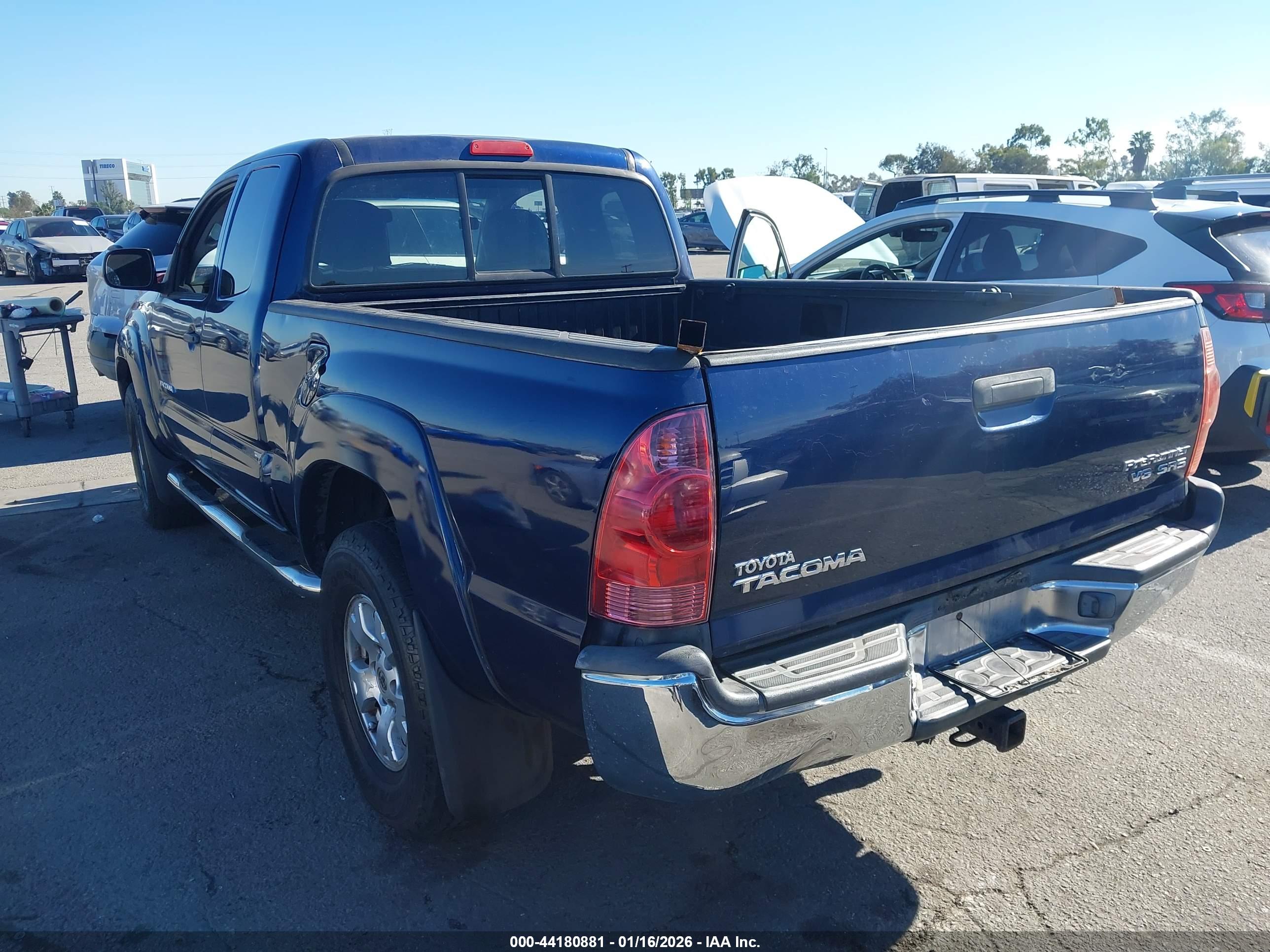 TOYOTA TACOMA image 3