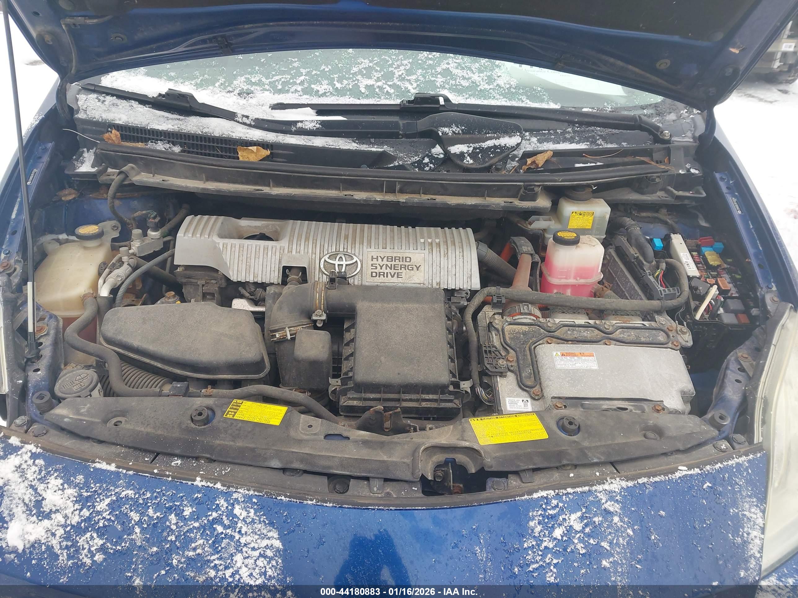 TOYOTA PRIUS image 10