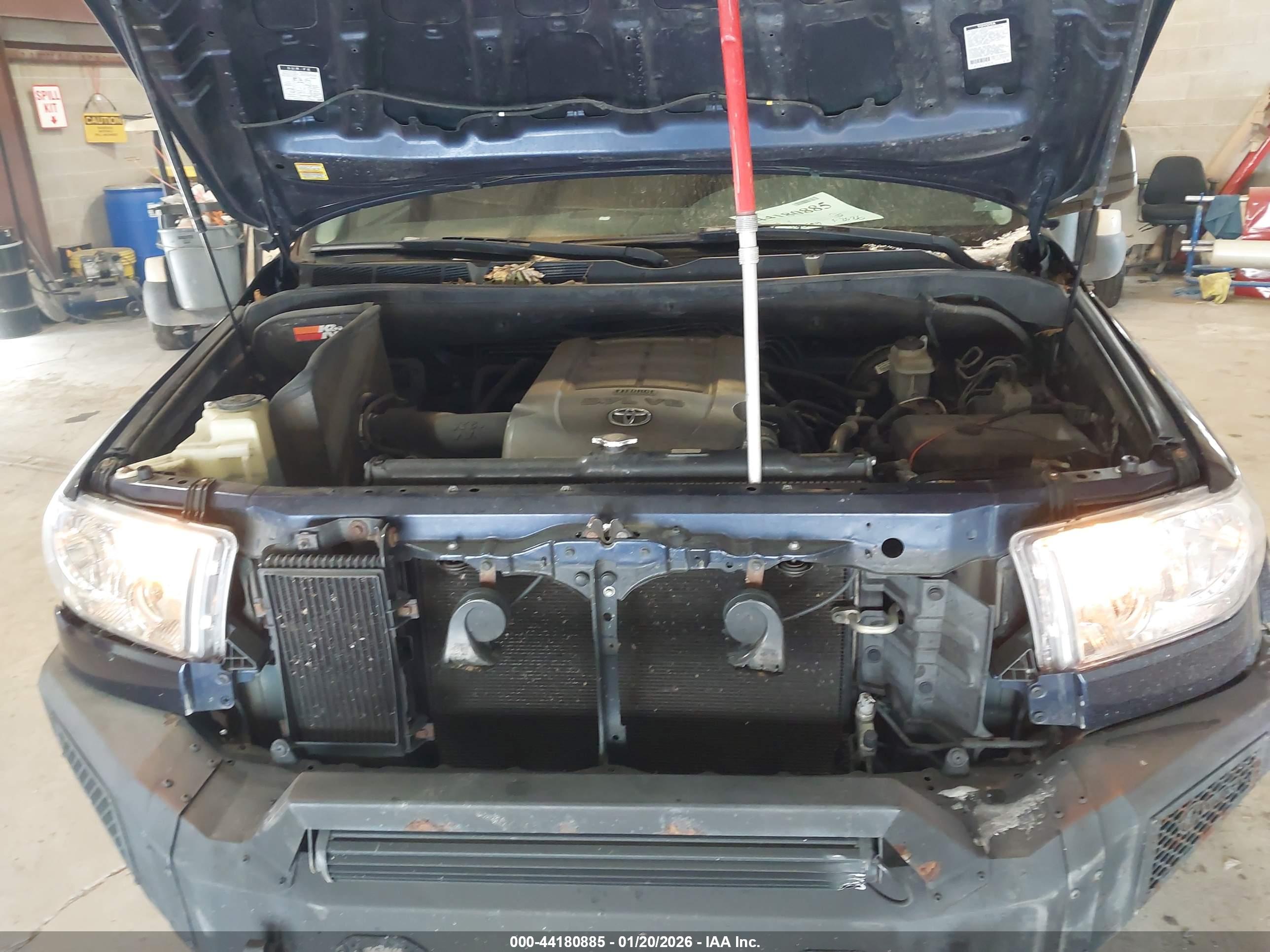 TOYOTA TUNDRA image 10