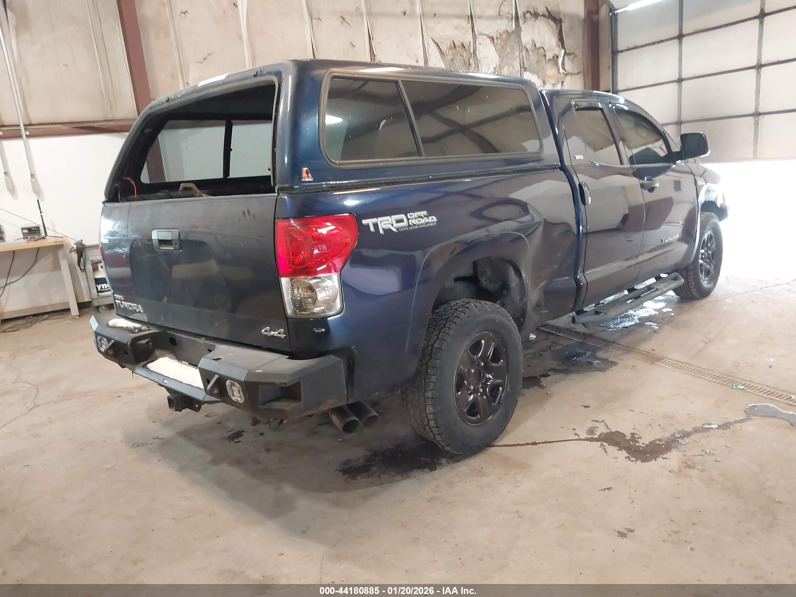 TOYOTA TUNDRA image 4