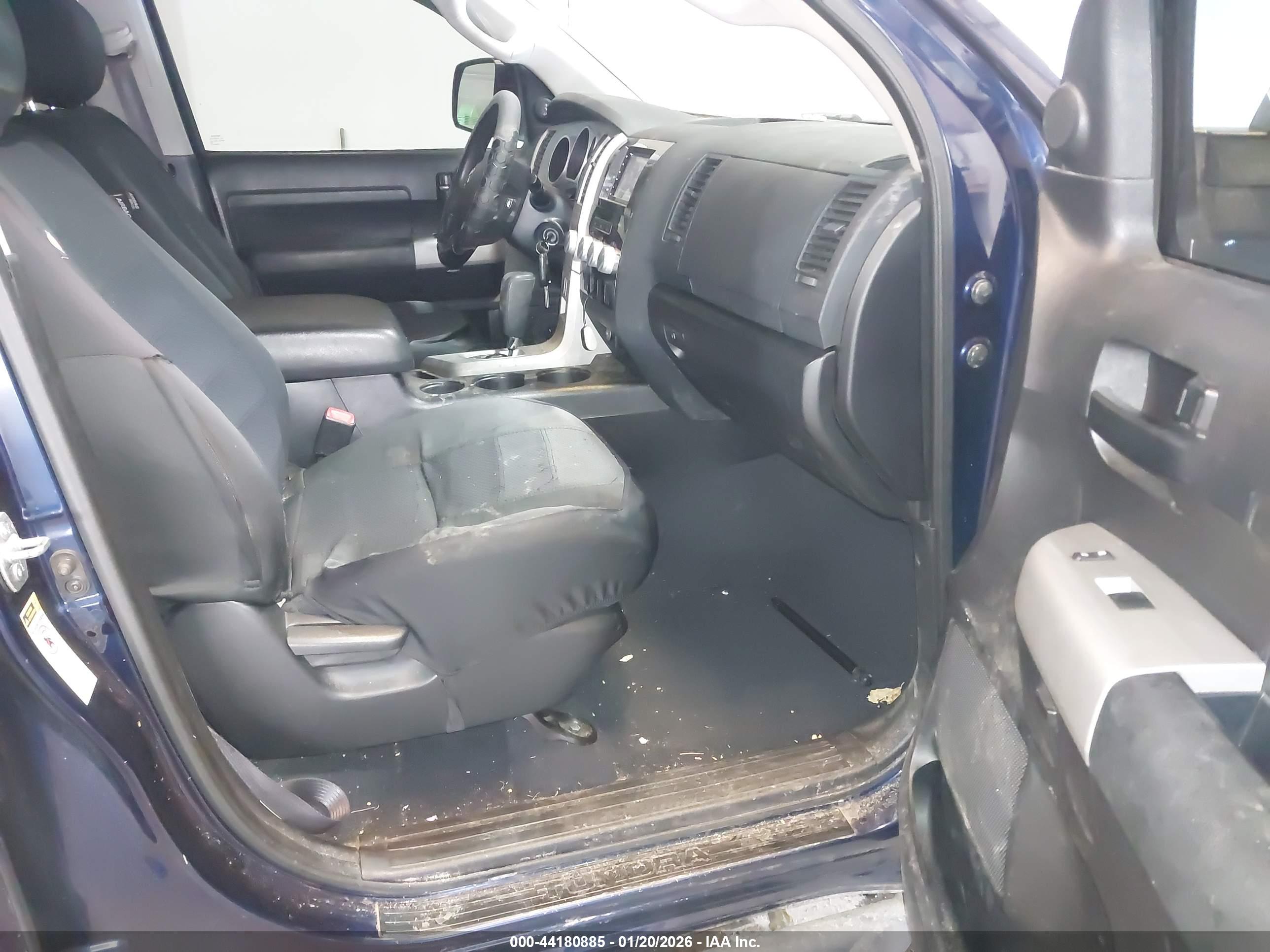 TOYOTA TUNDRA image 5