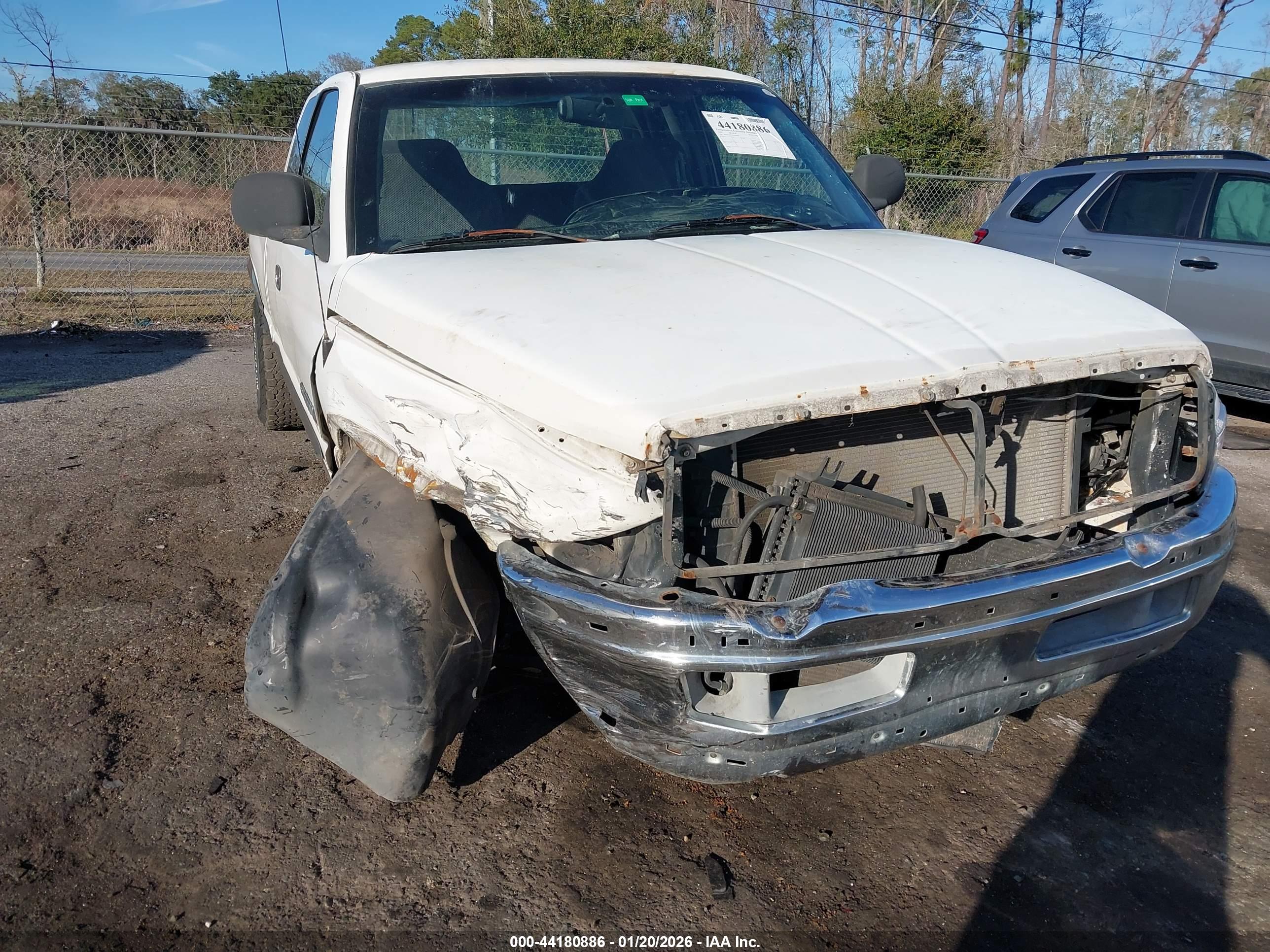 DODGE RAM image 6