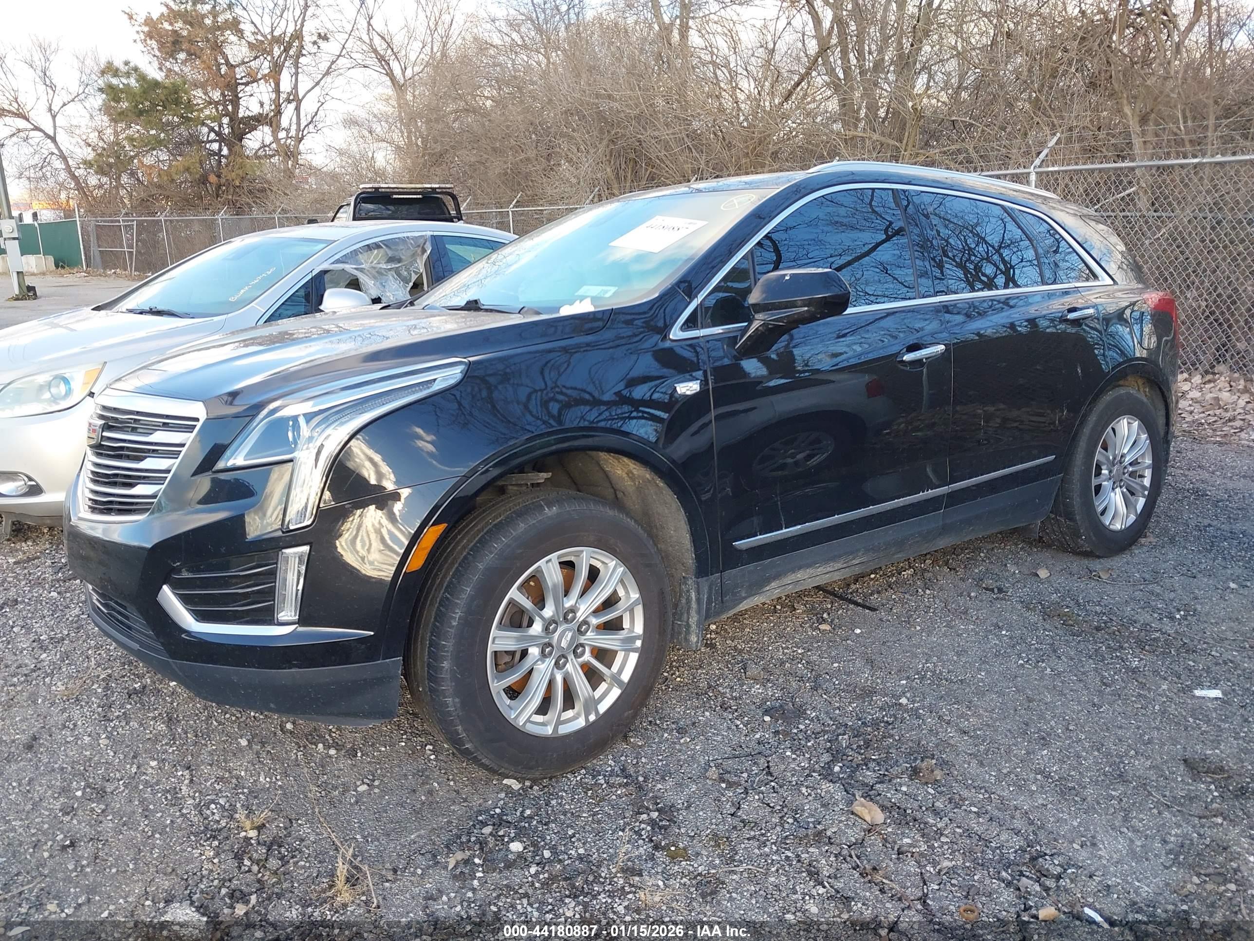 CADILLAC XT5 image 2