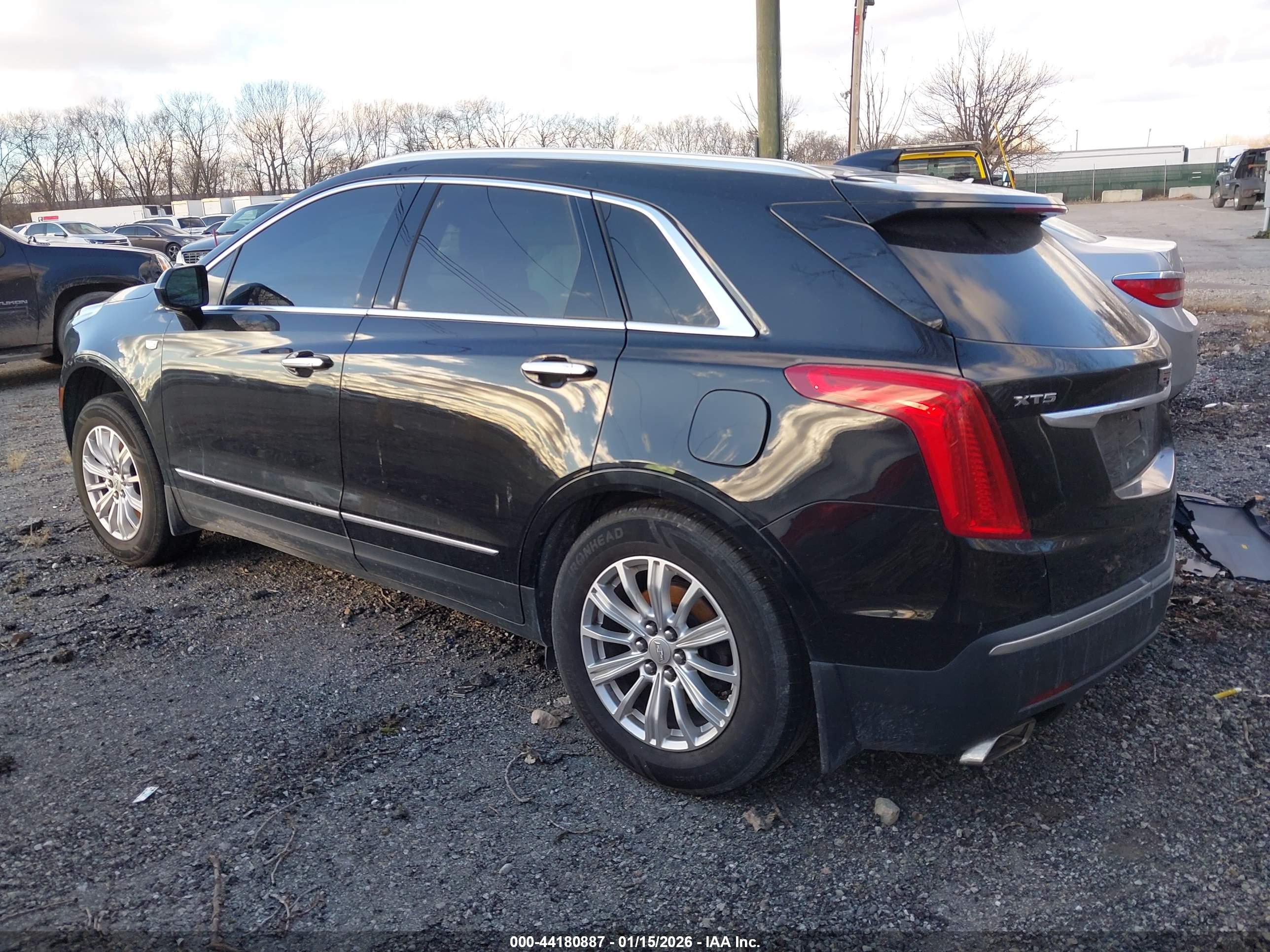 CADILLAC XT5 image 3