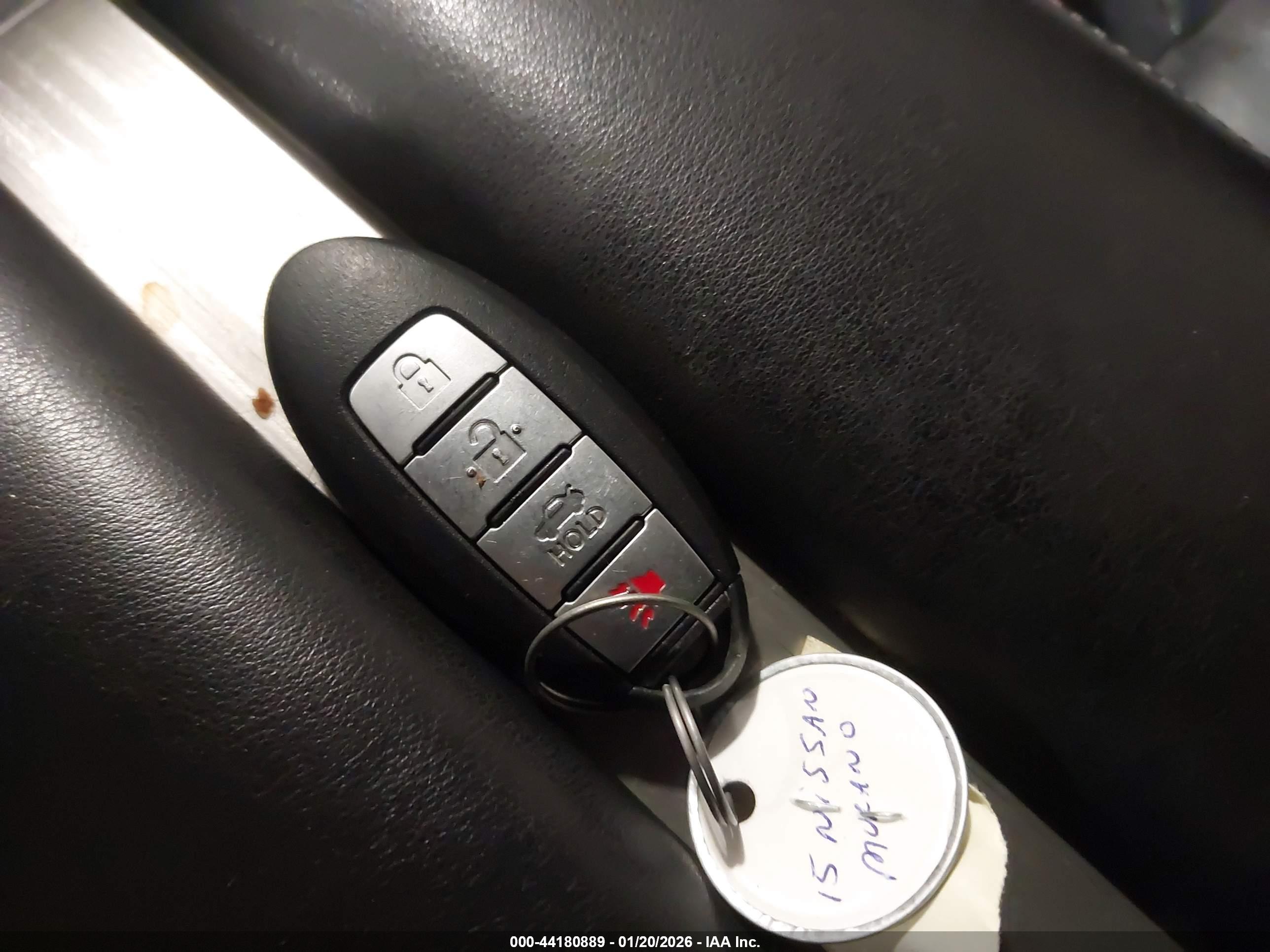 NISSAN MURANO image 11