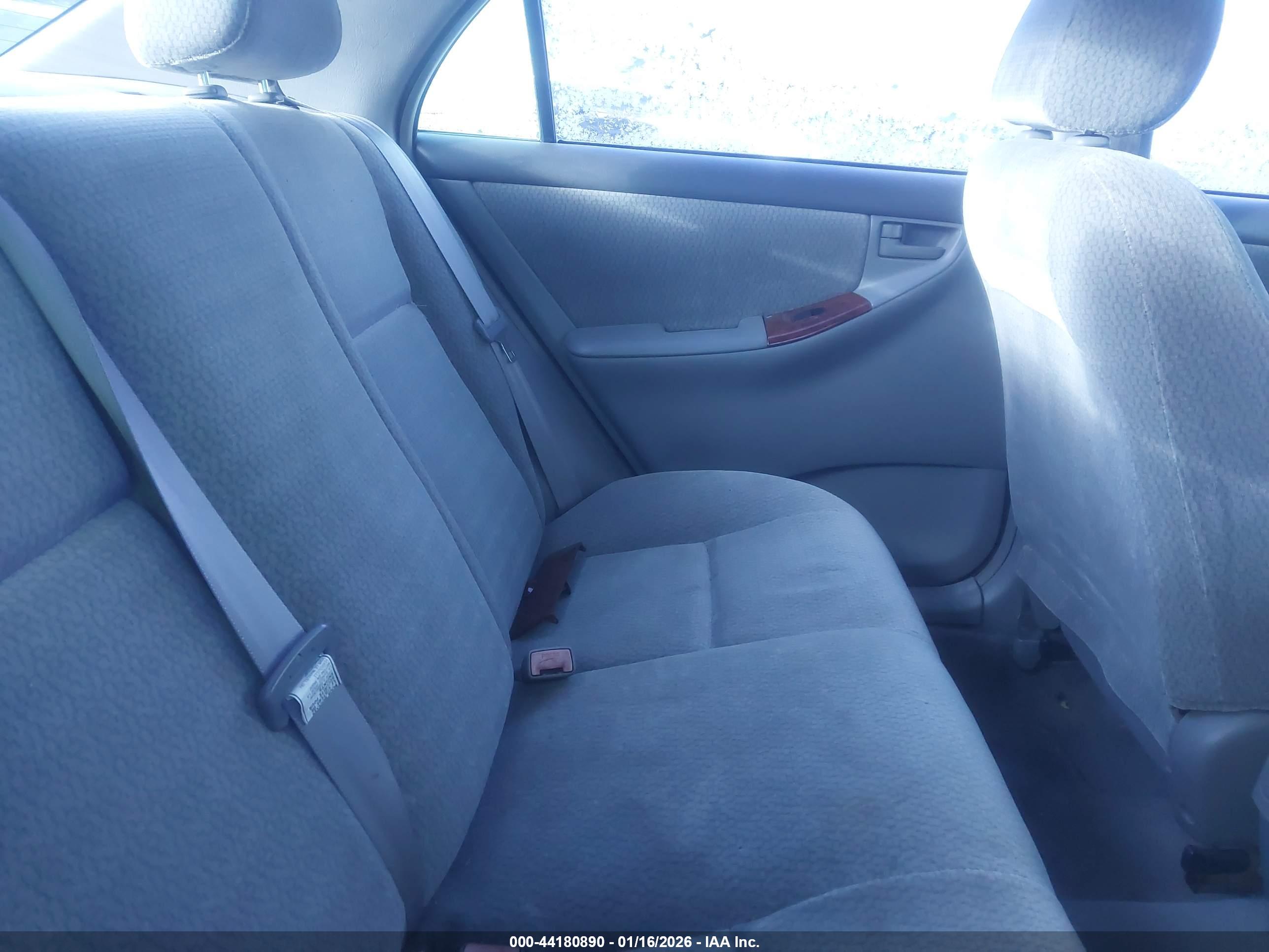 TOYOTA COROLLA image 8