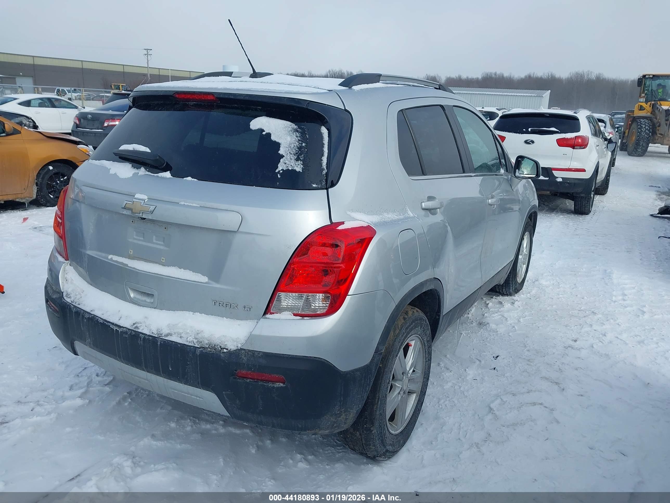 CHEVROLET TRAX image 4