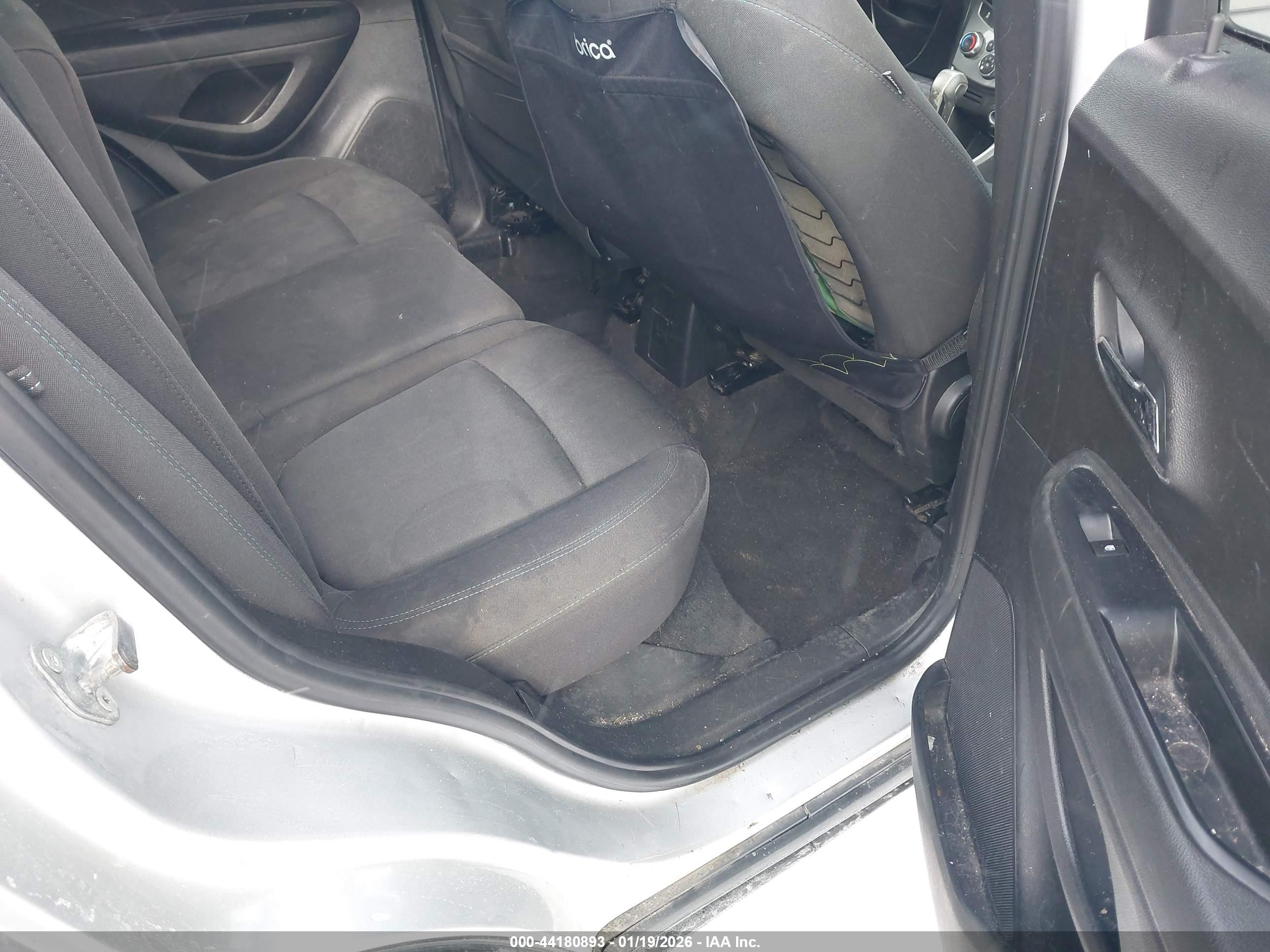 CHEVROLET TRAX image 8