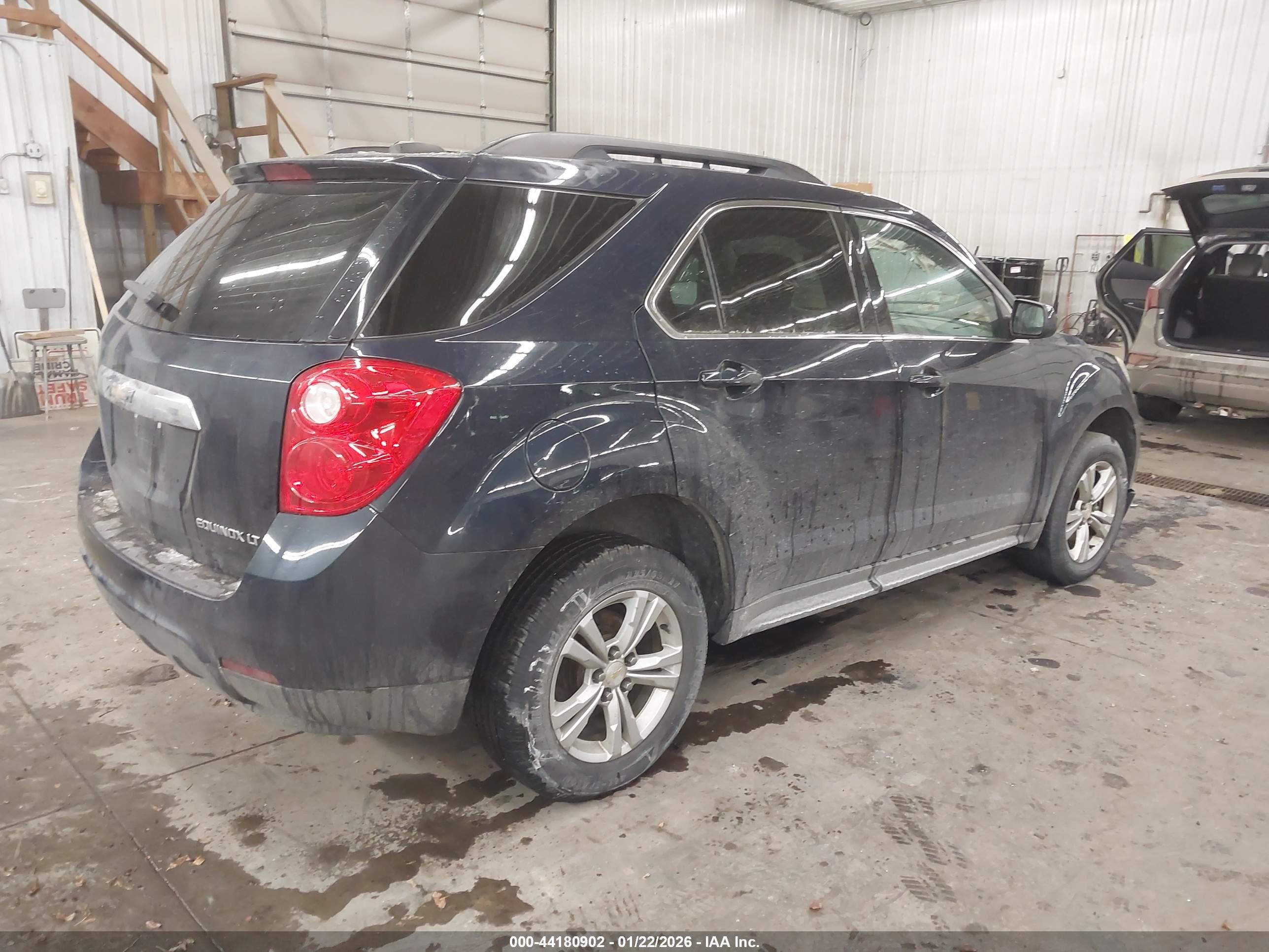 CHEVROLET EQUINOX image 4