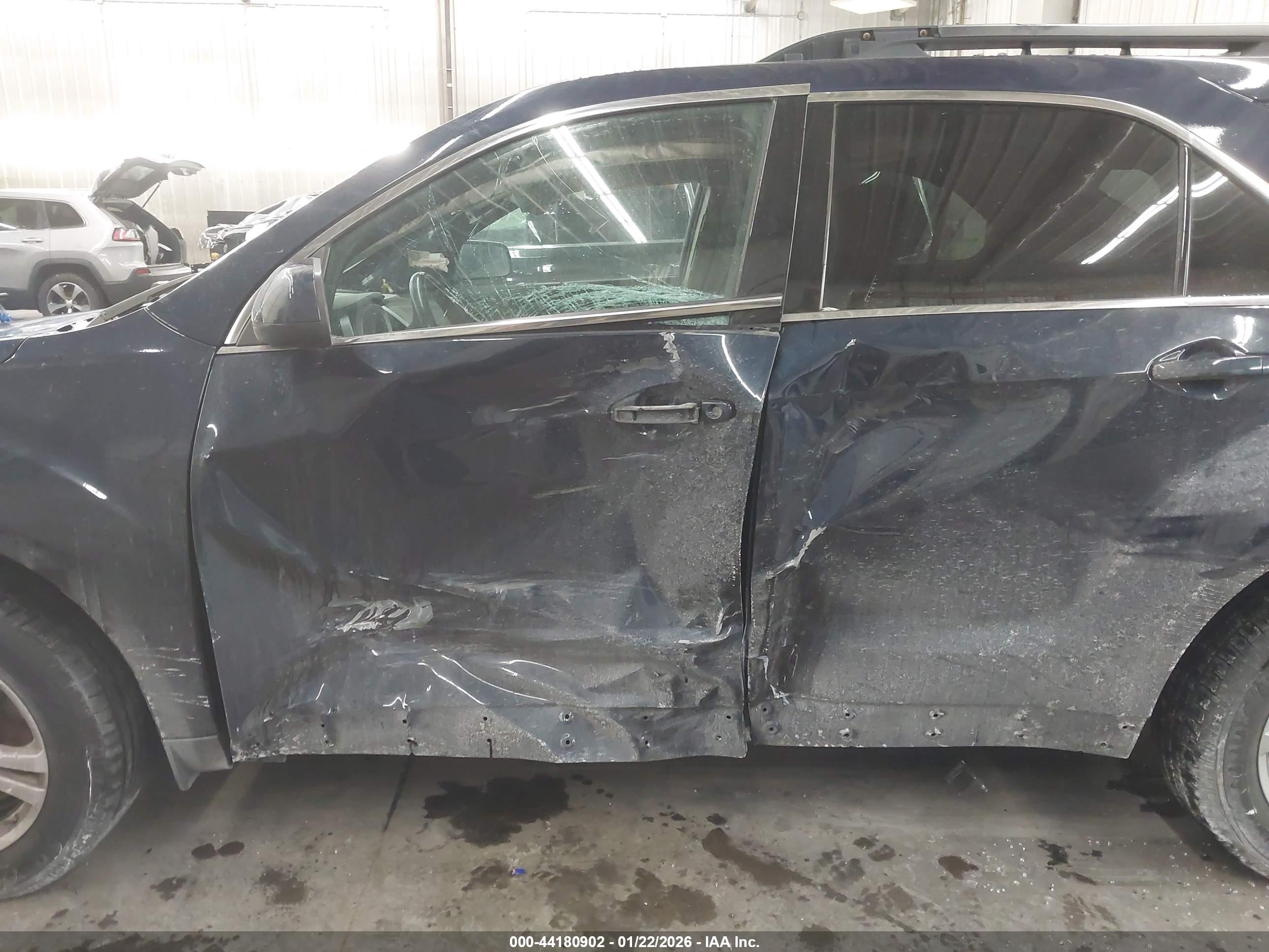 CHEVROLET EQUINOX image 6