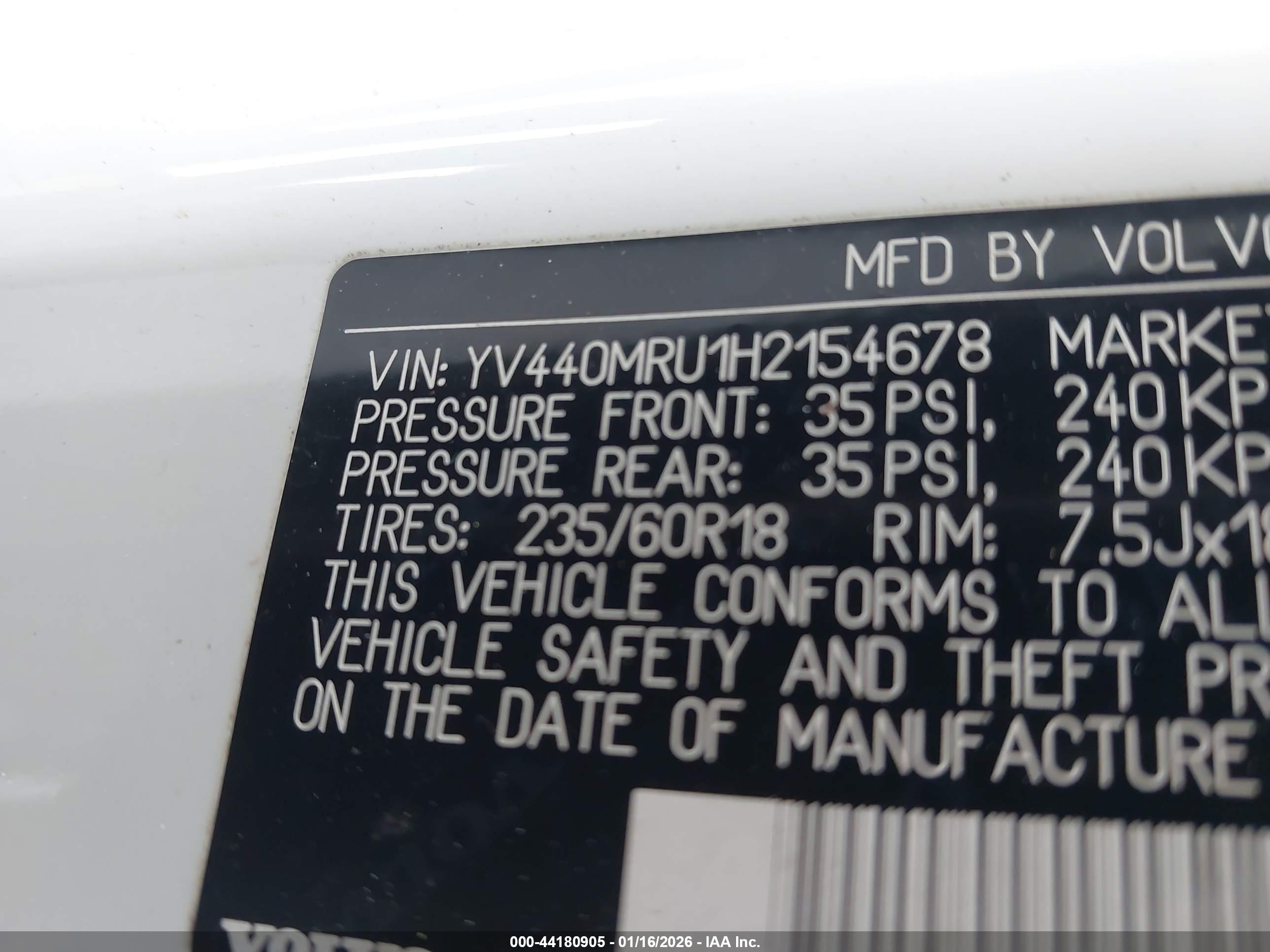 VOLVO XC60 image 9