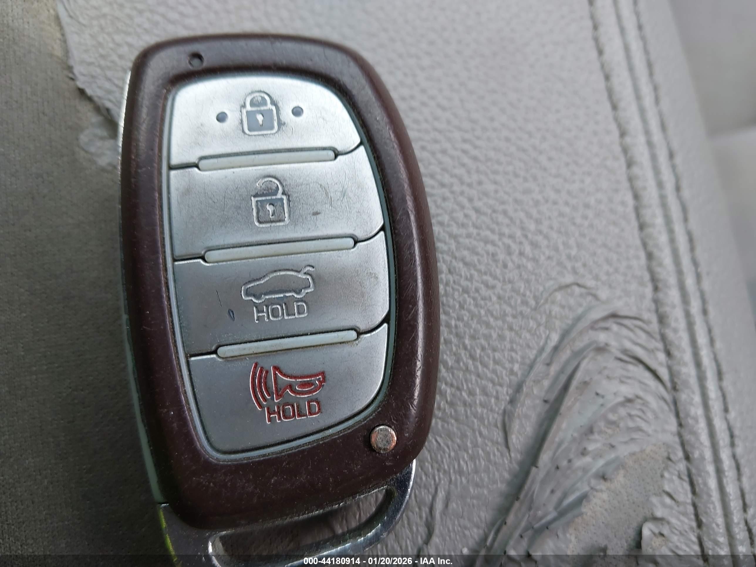 HYUNDAI SONATA image 11