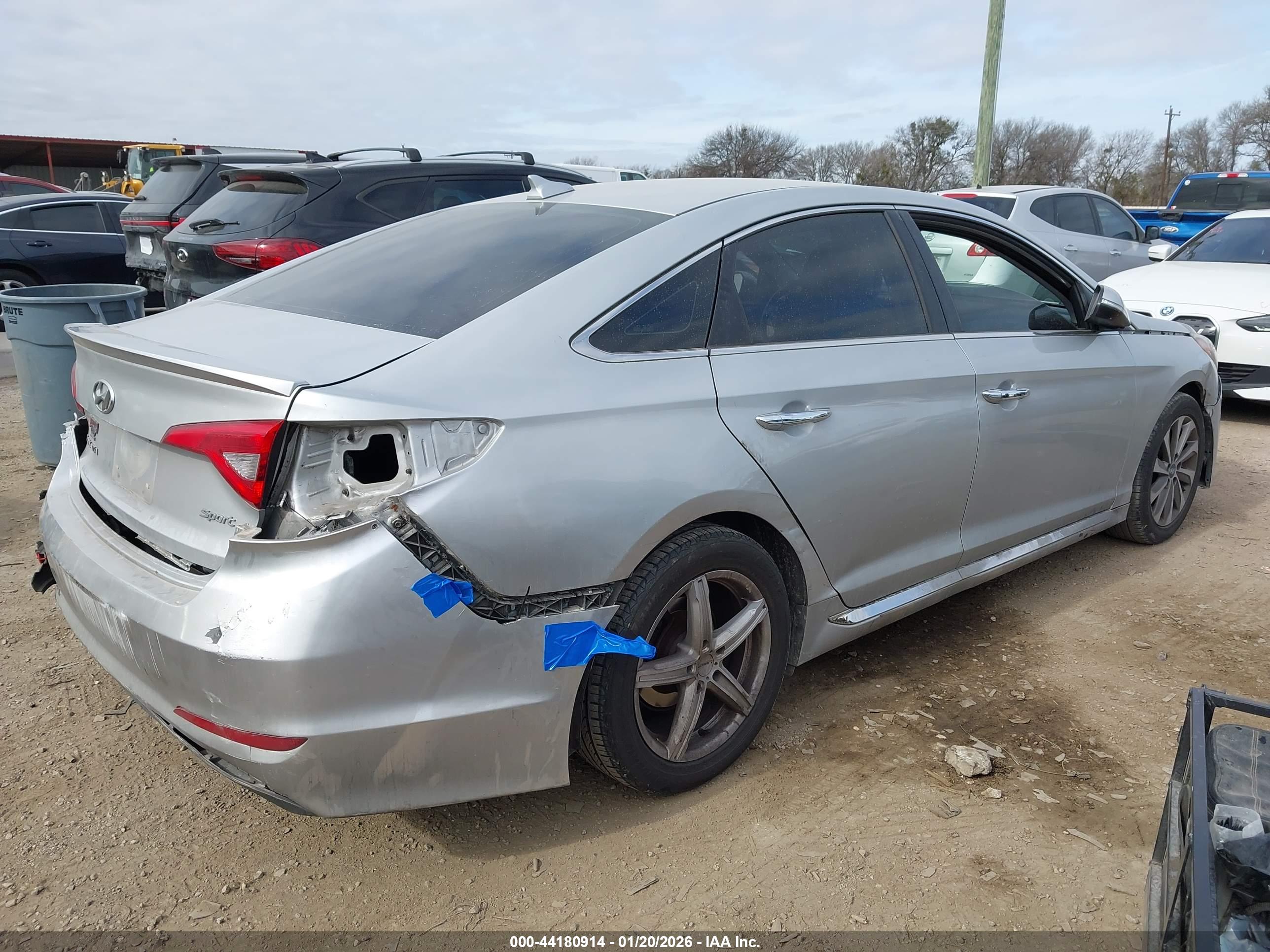 HYUNDAI SONATA image 4