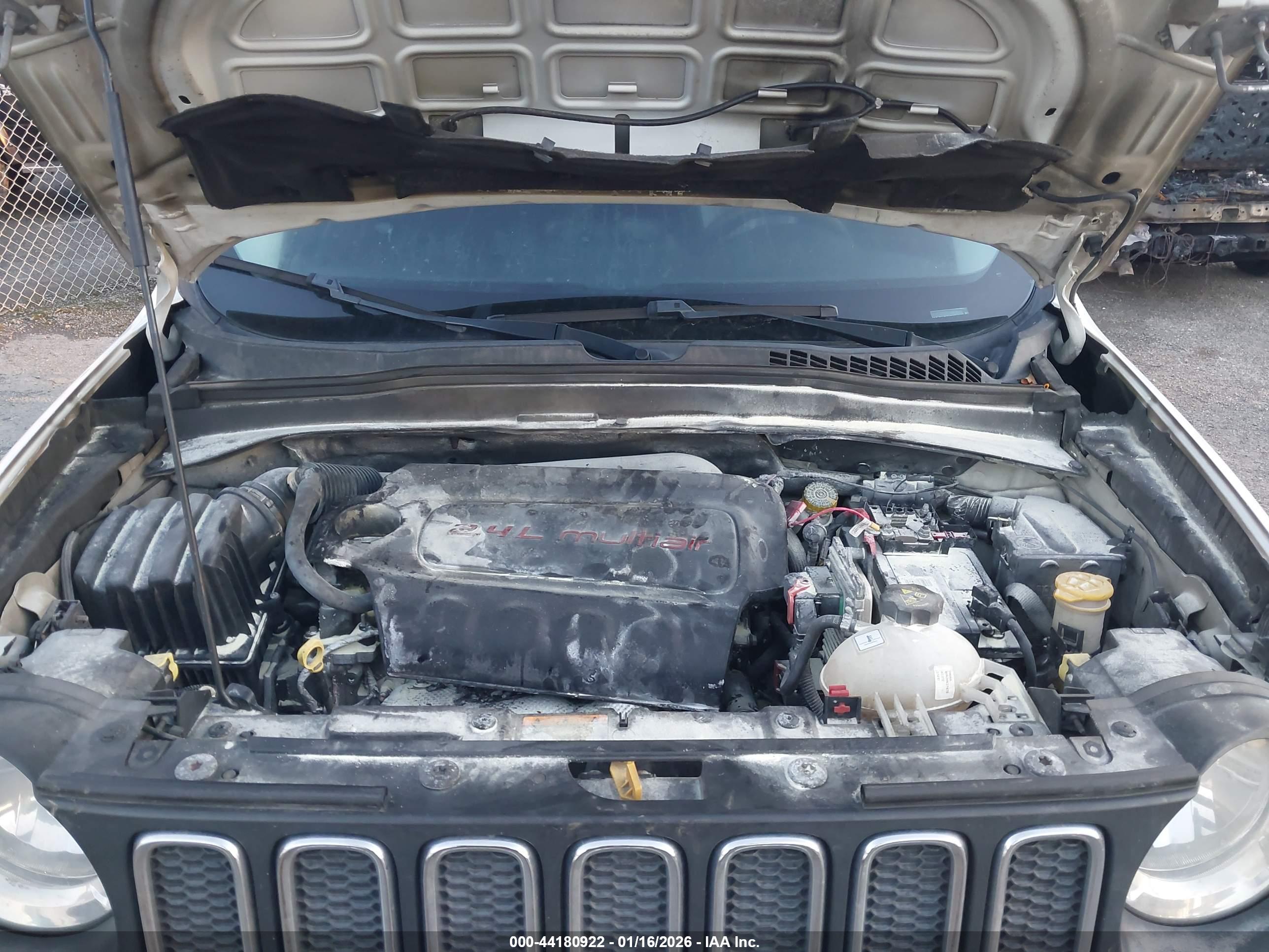 JEEP RENEGADE image 10