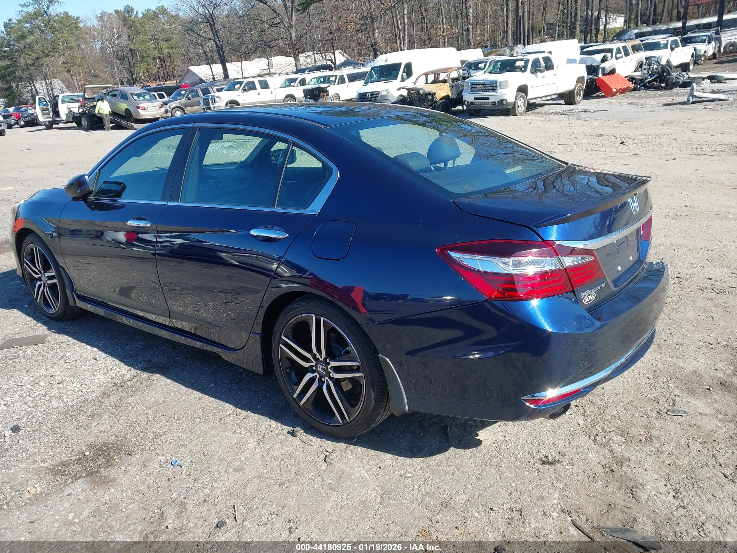 HONDA ACCORD image 3