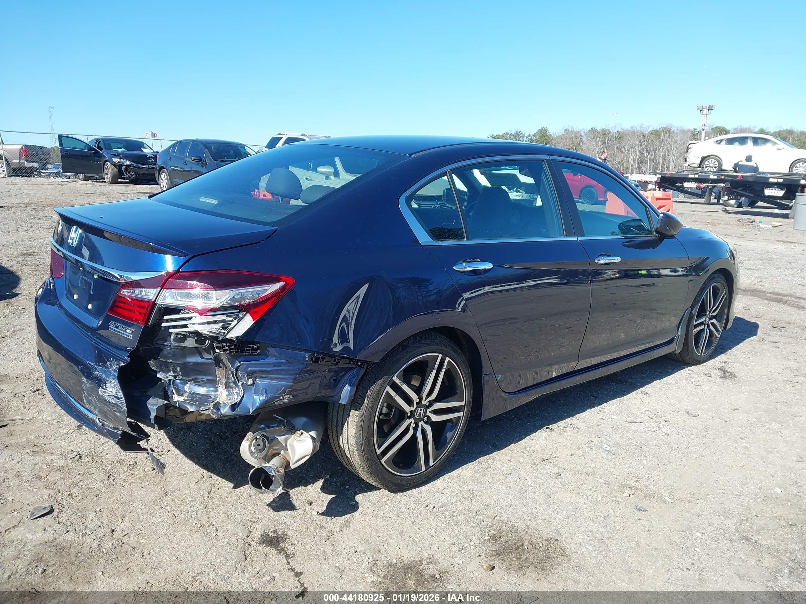 HONDA ACCORD image 4
