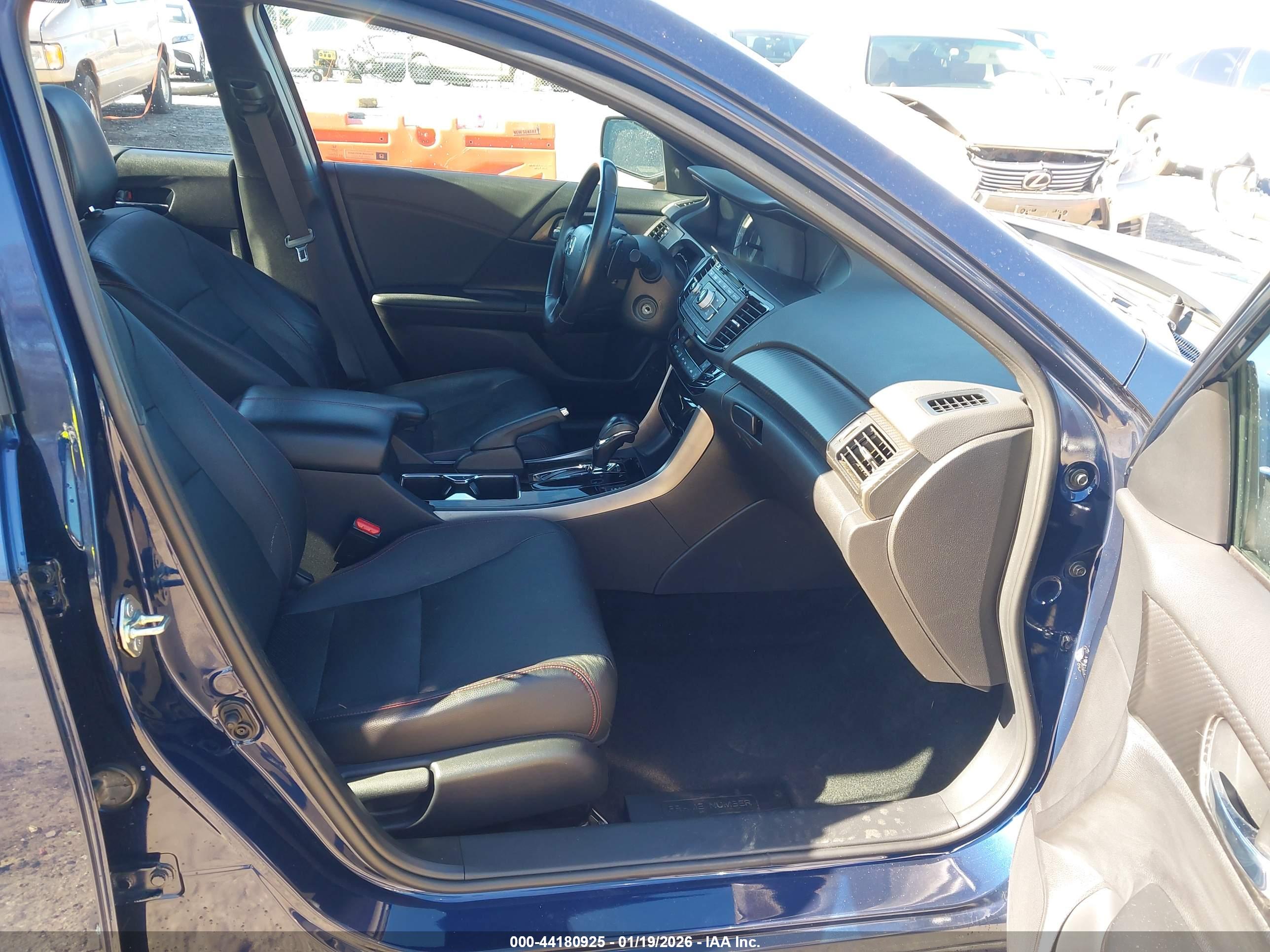 HONDA ACCORD image 5