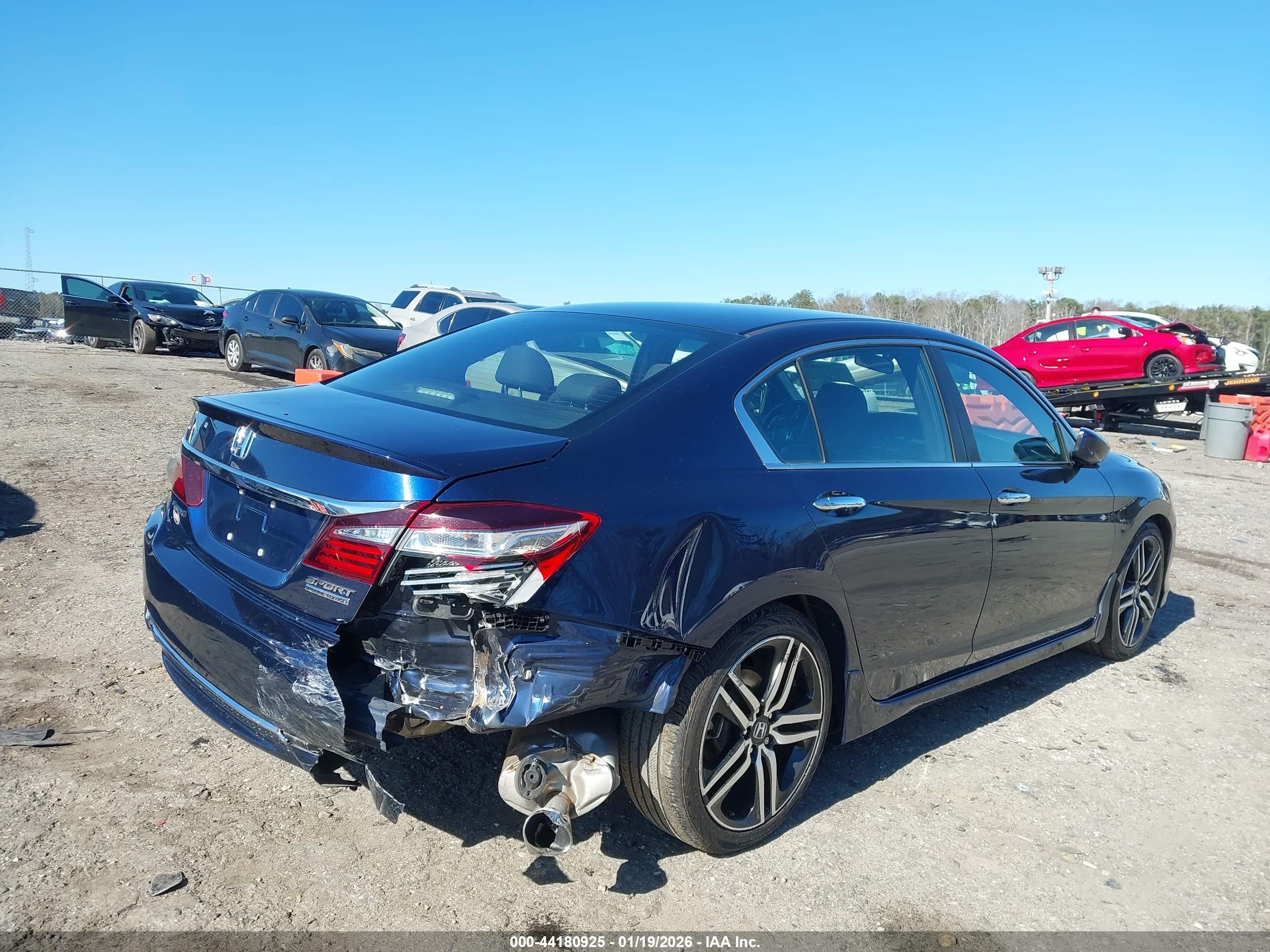 HONDA ACCORD image 6