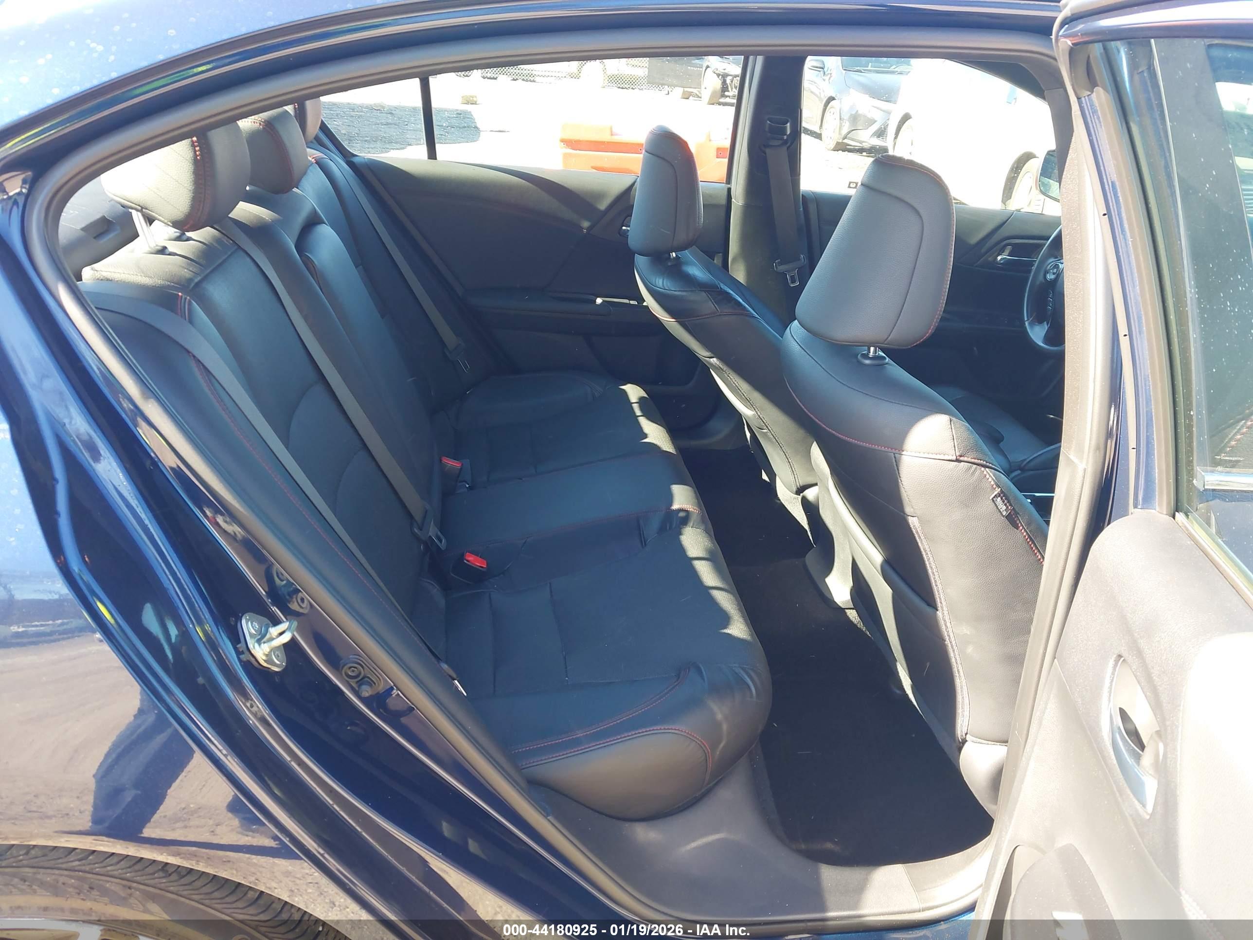 HONDA ACCORD image 8