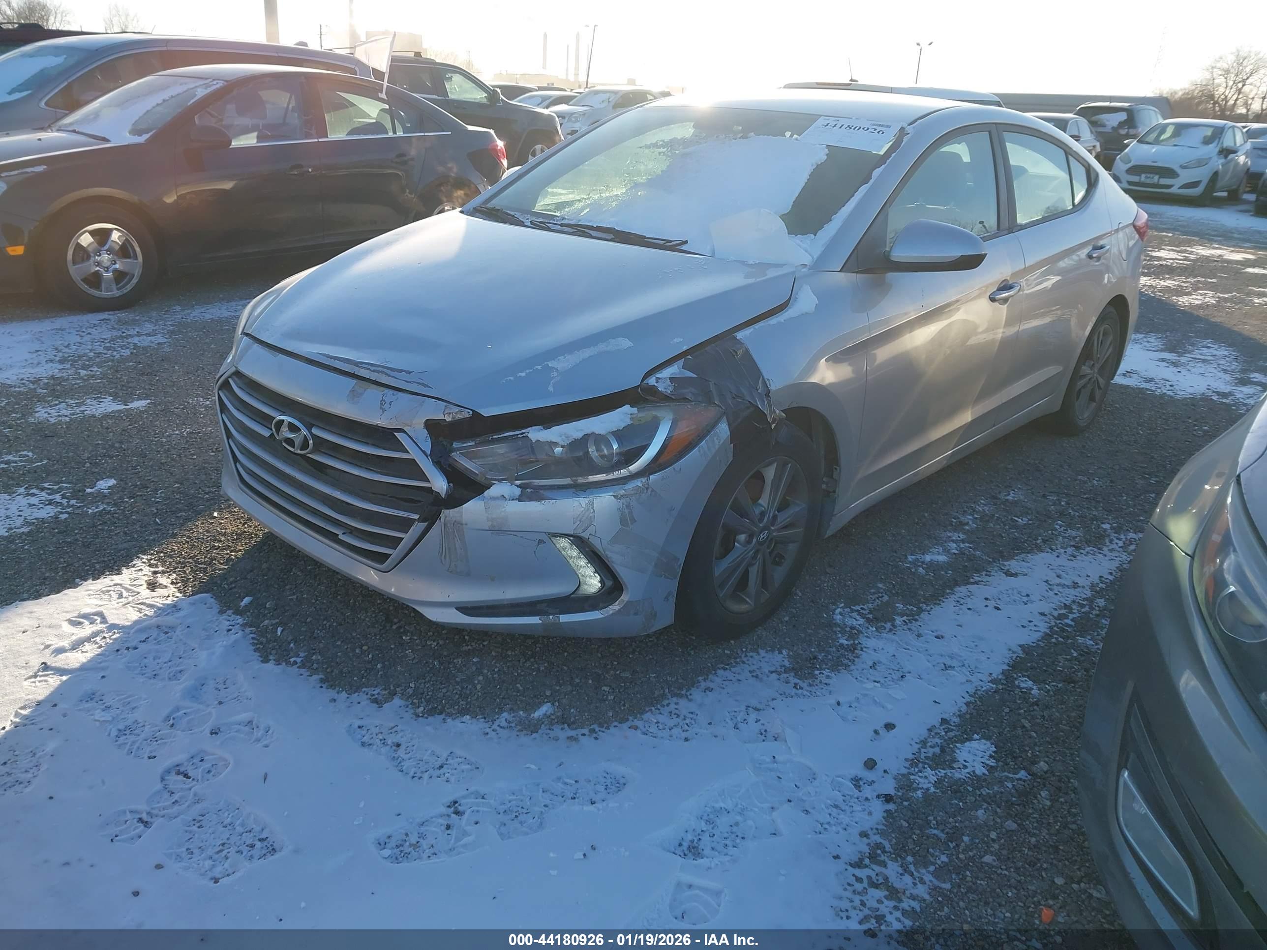 HYUNDAI ELANTRA image 2