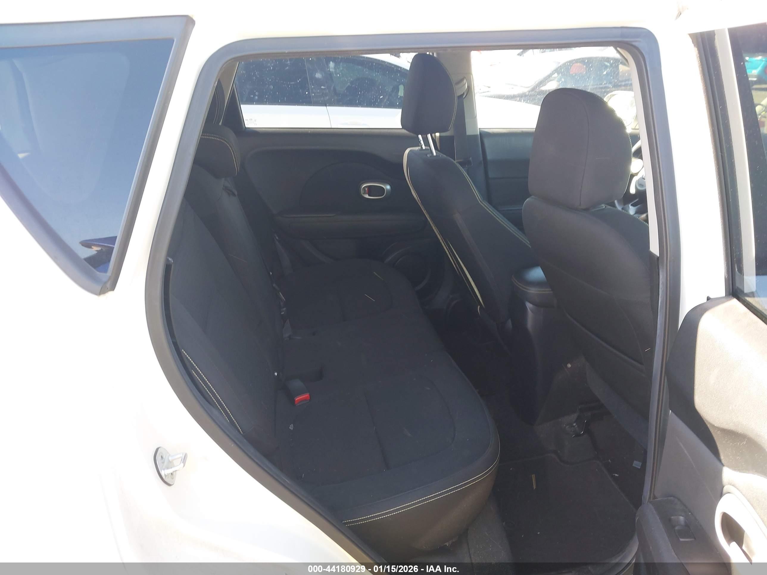 KIA SOUL image 8