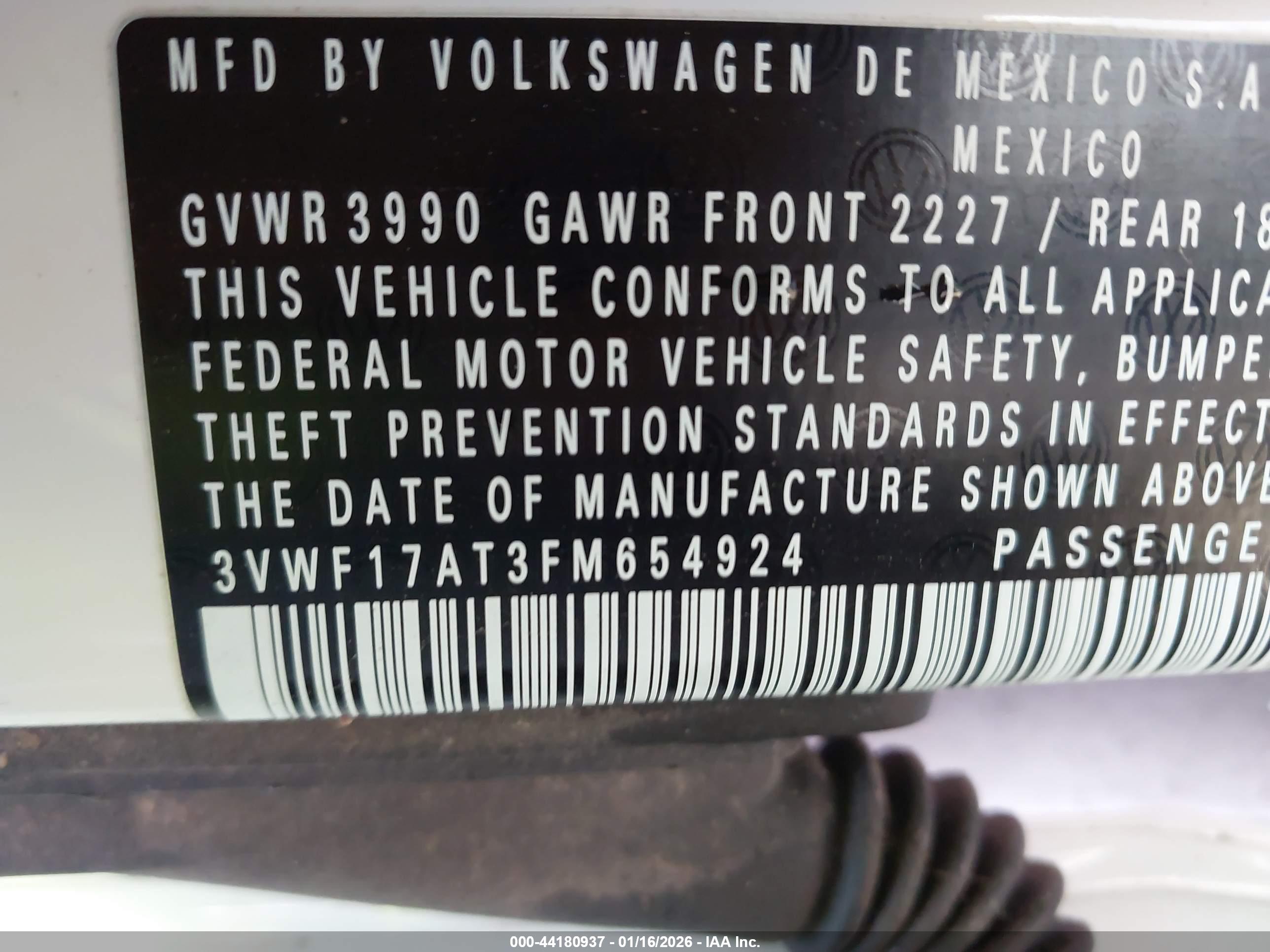 VOLKSWAGEN BEETLE image 9