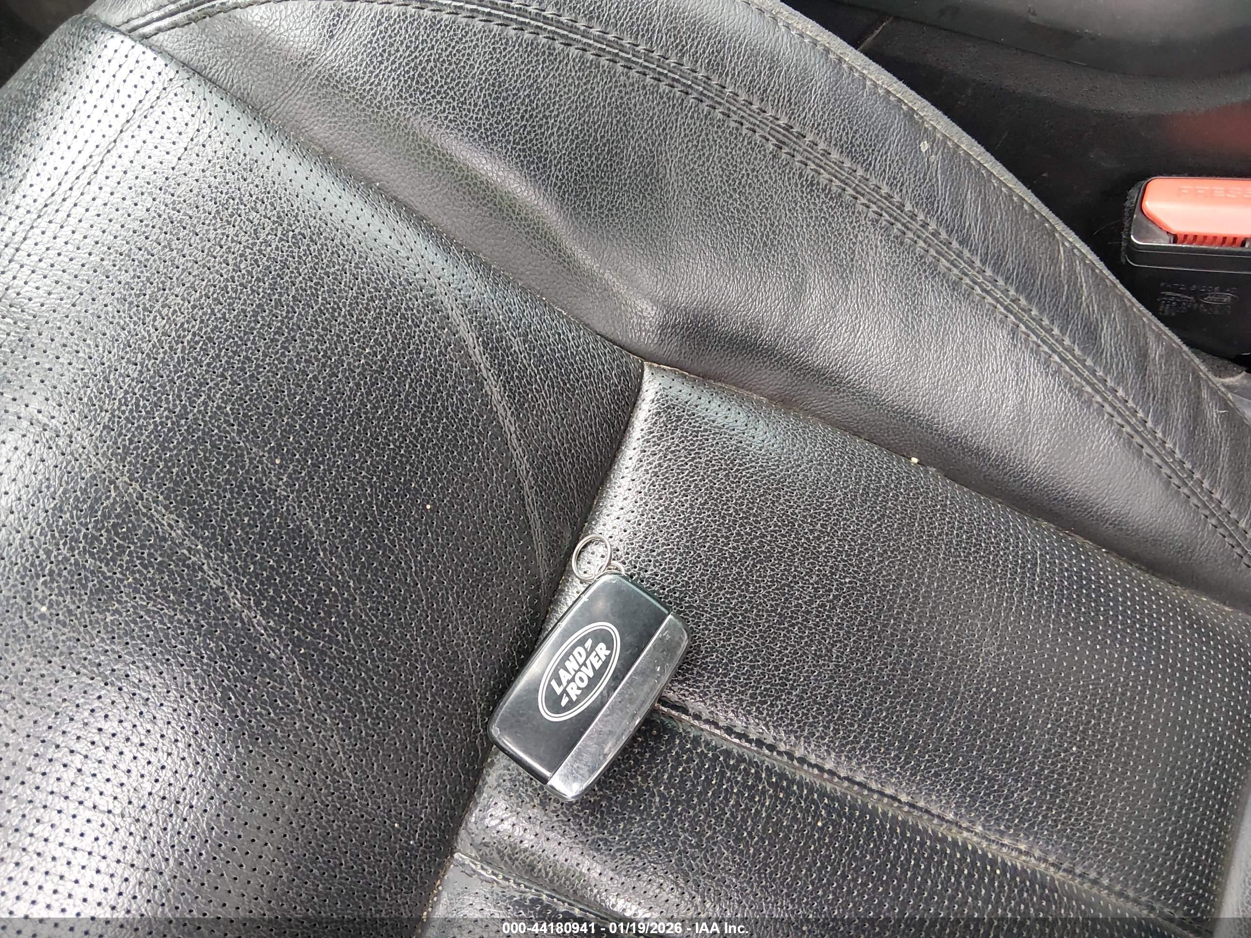 LAND ROVER image 11