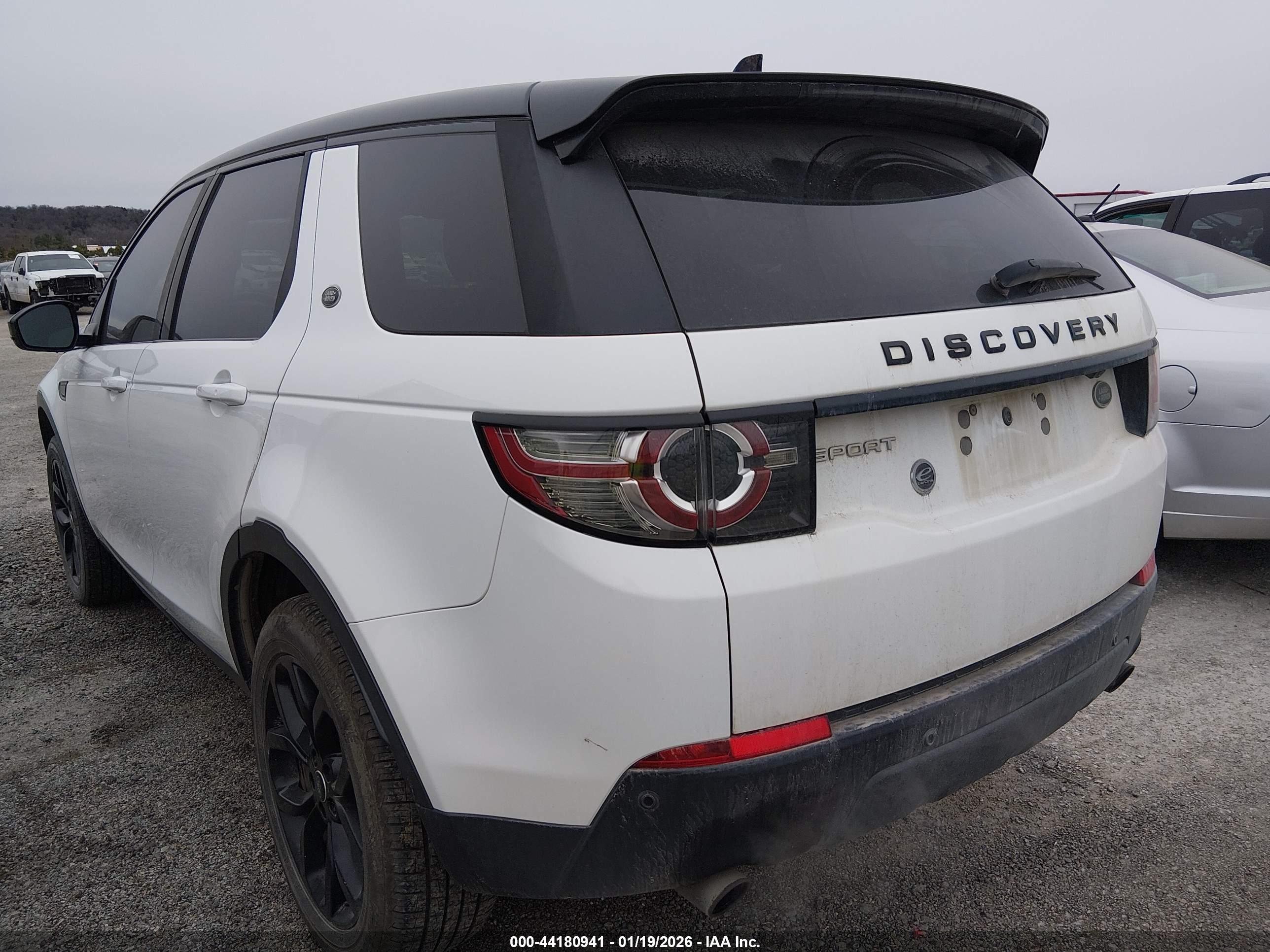 LAND ROVER image 3