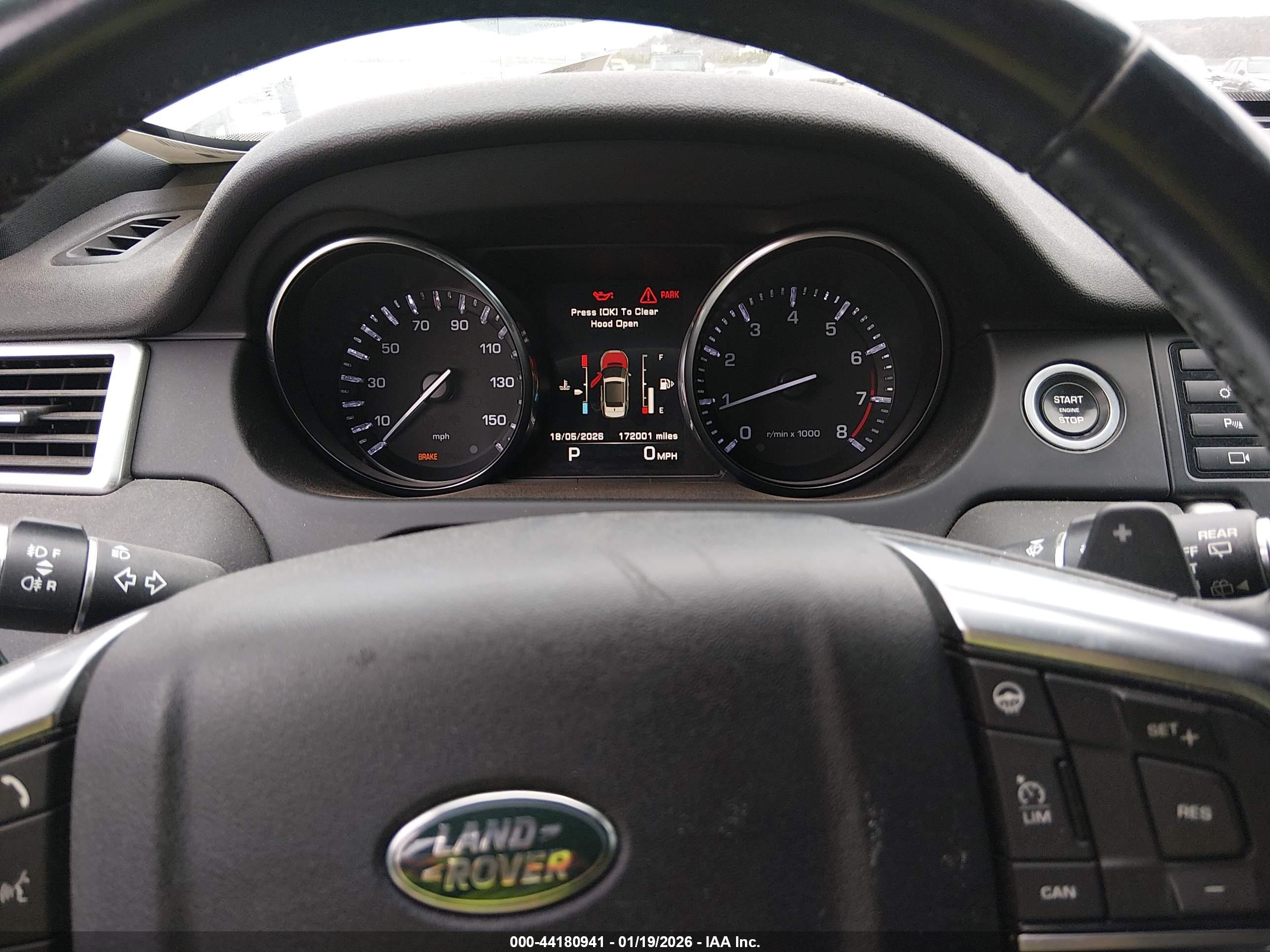 LAND ROVER image 7