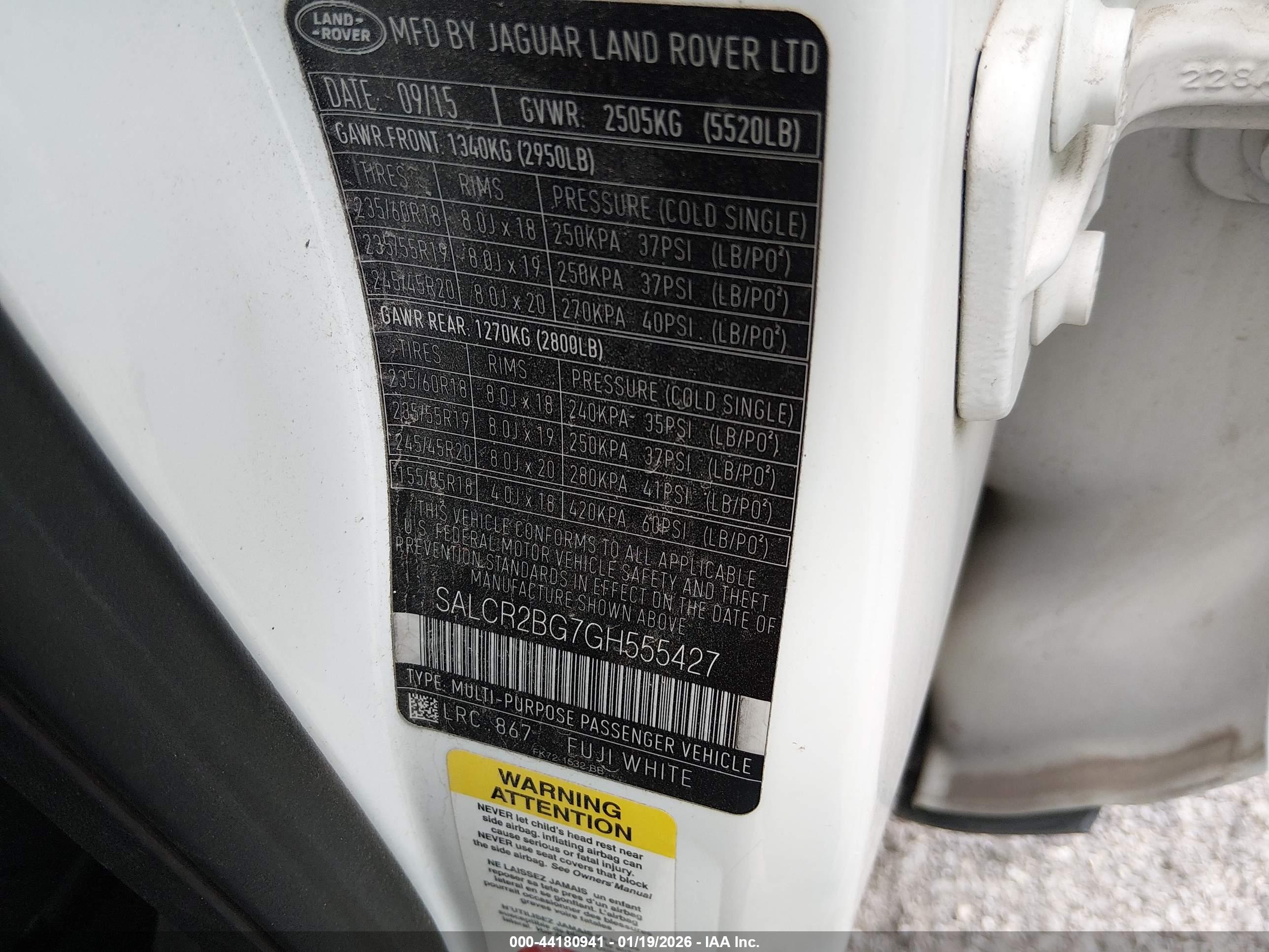 LAND ROVER image 9