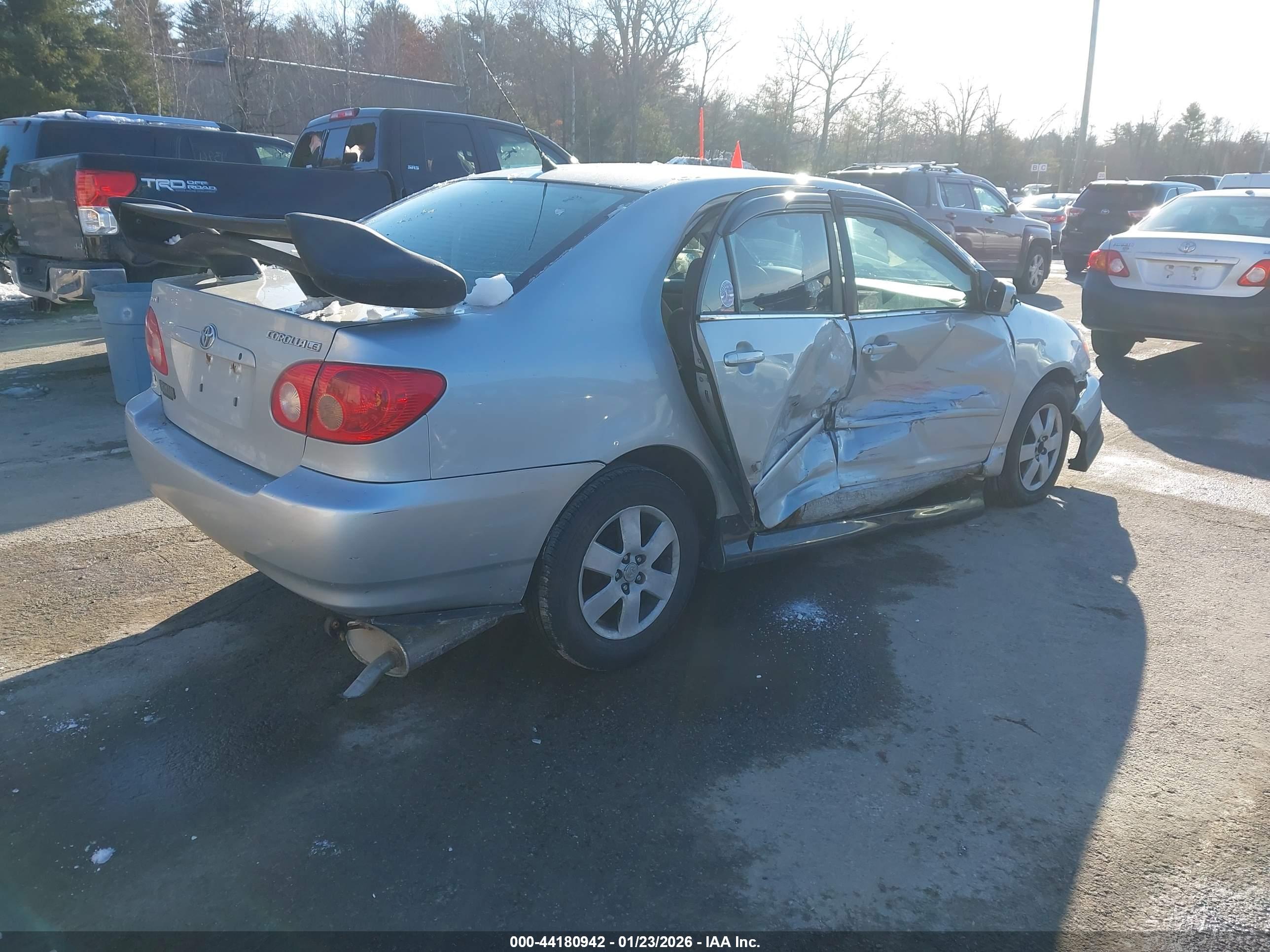 TOYOTA COROLLA image 4