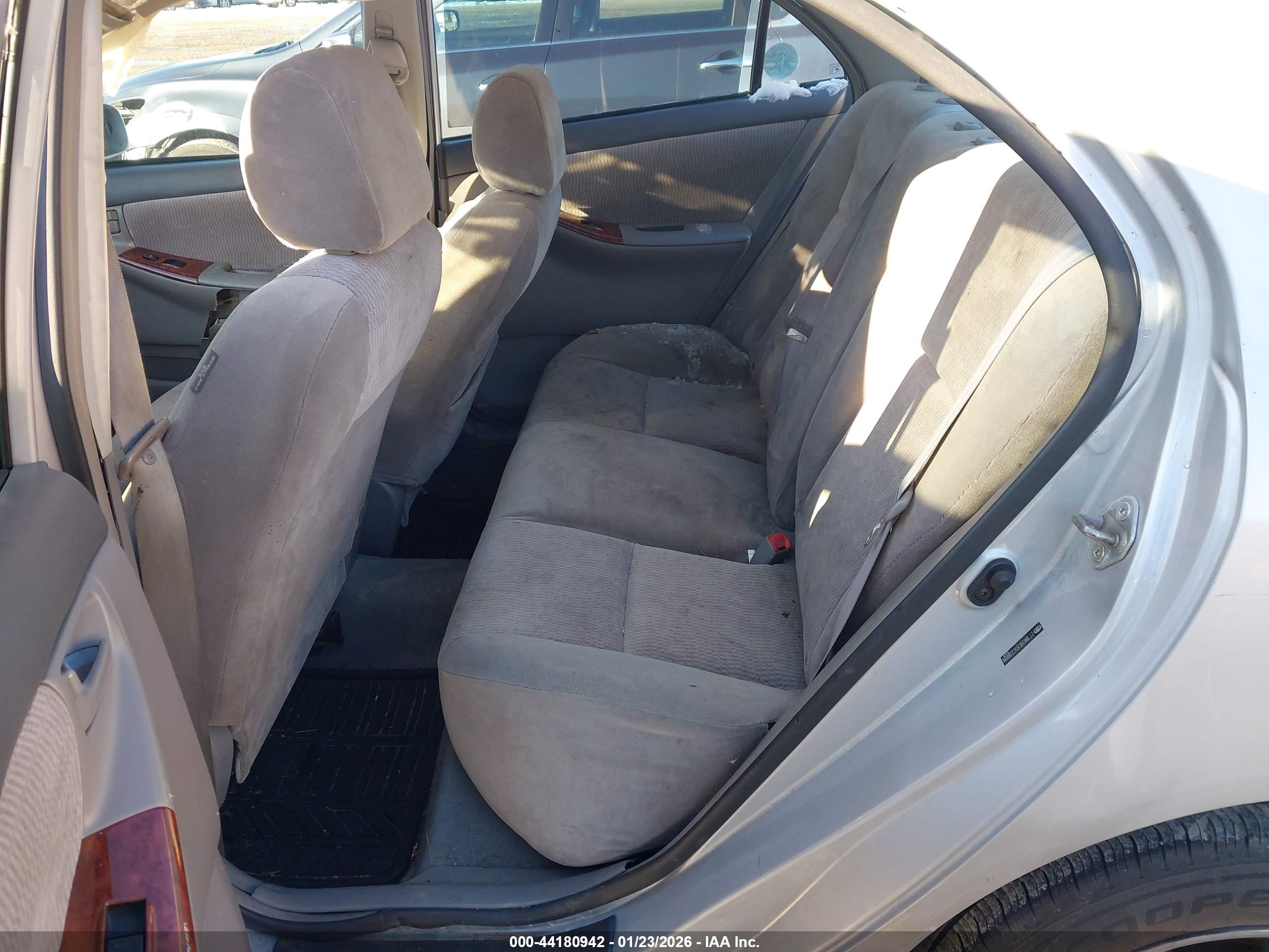 TOYOTA COROLLA image 8