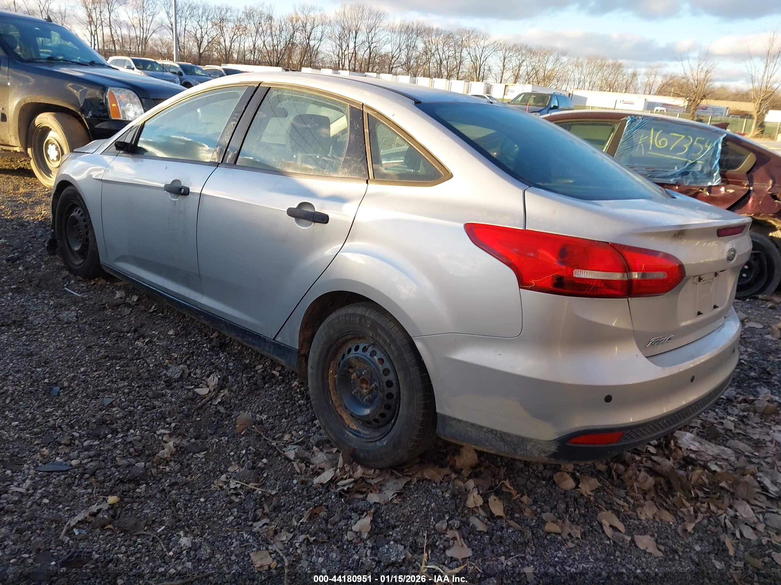 FORD FOCUS image 3