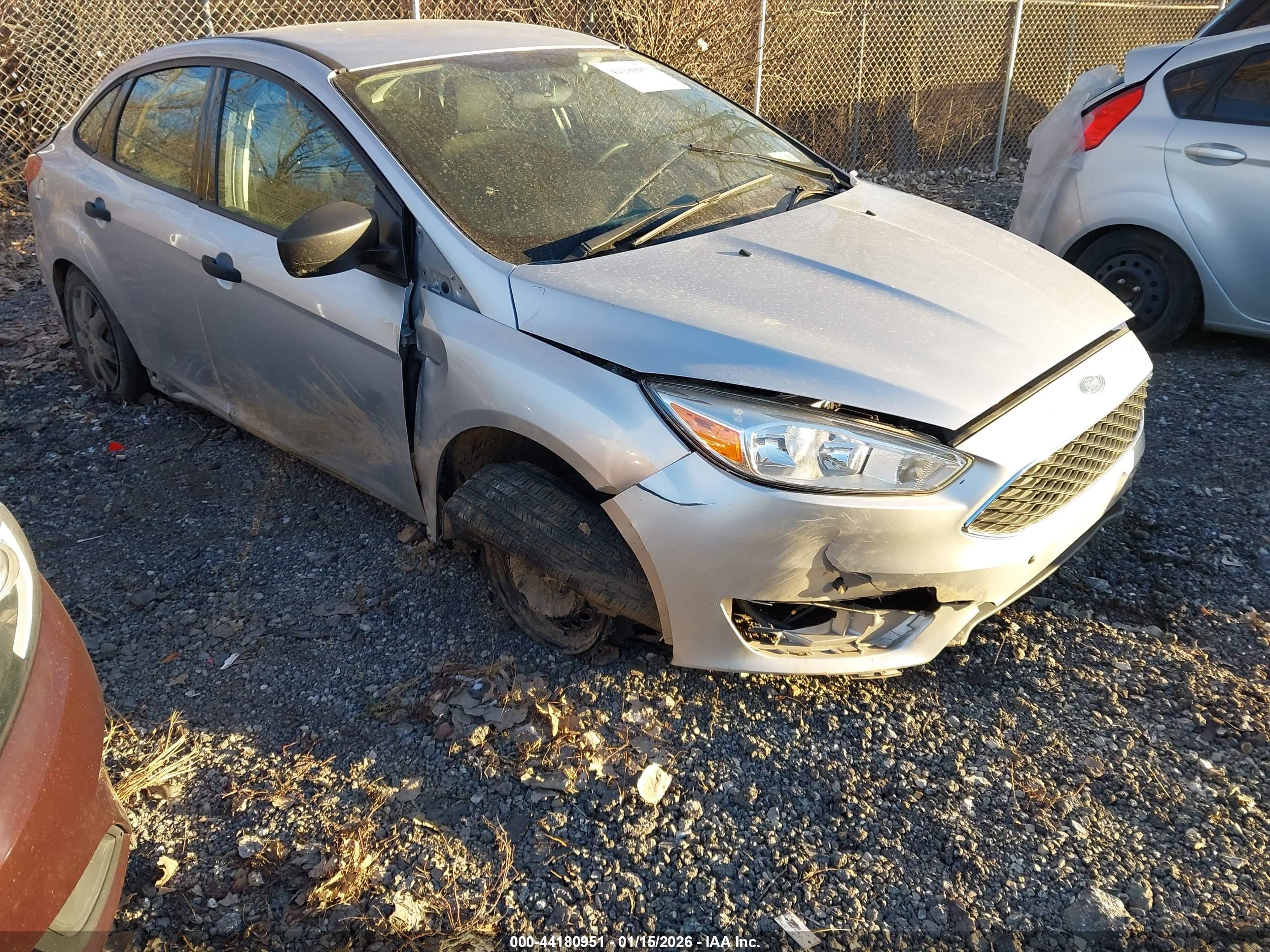 FORD FOCUS image 6
