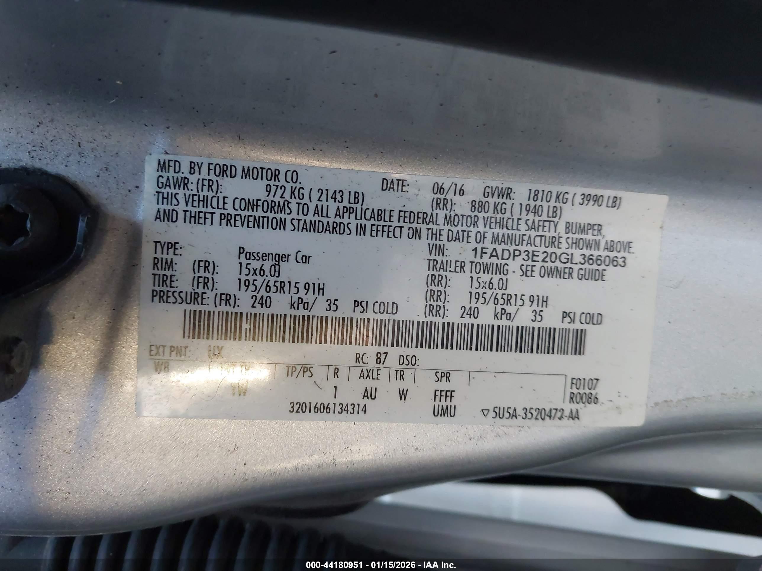 FORD FOCUS image 9