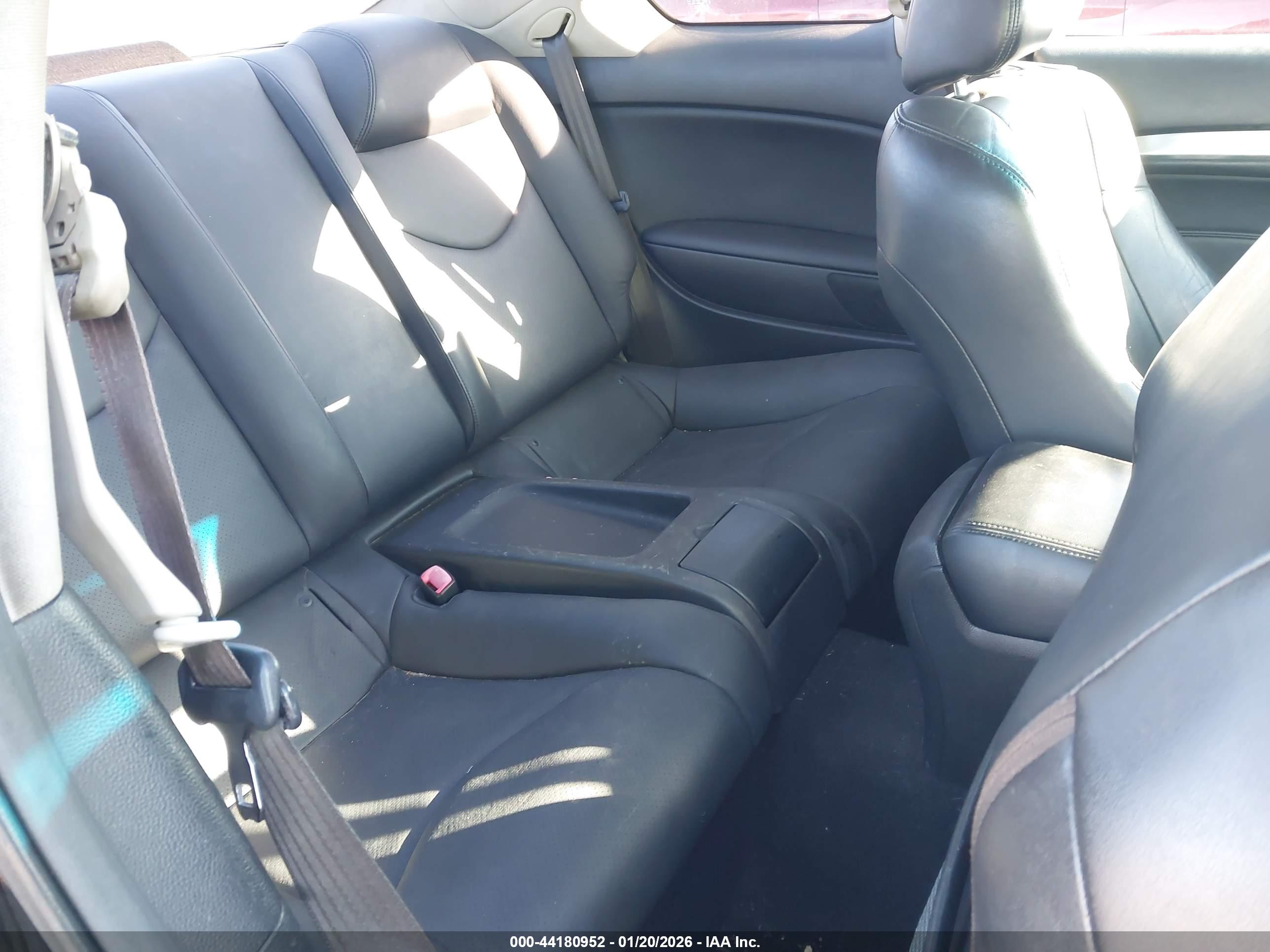 INFINITI Q60 image 8