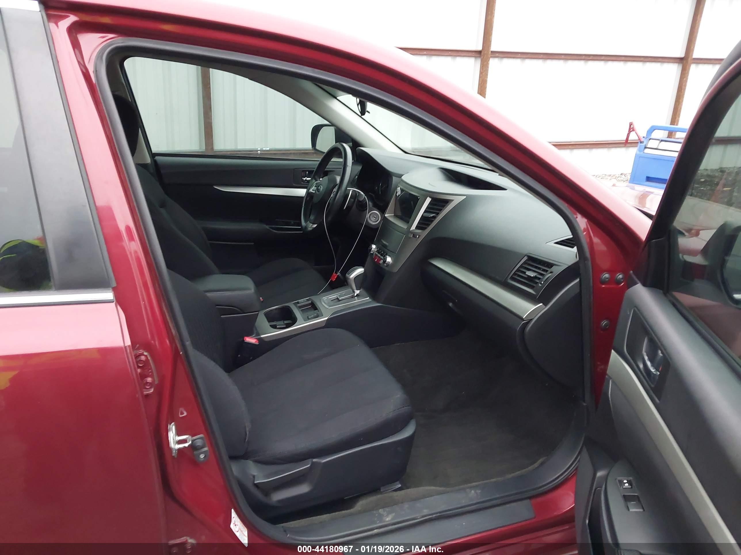 SUBARU LEGACY image 5
