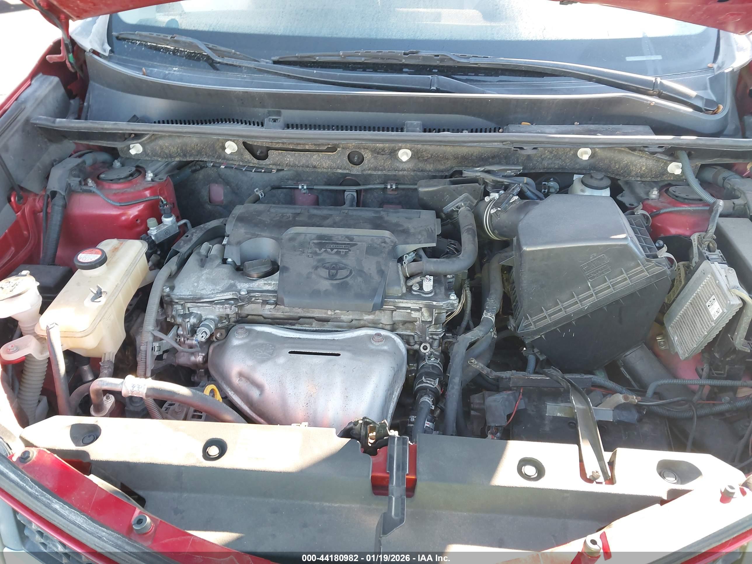 TOYOTA RAV4 image 10