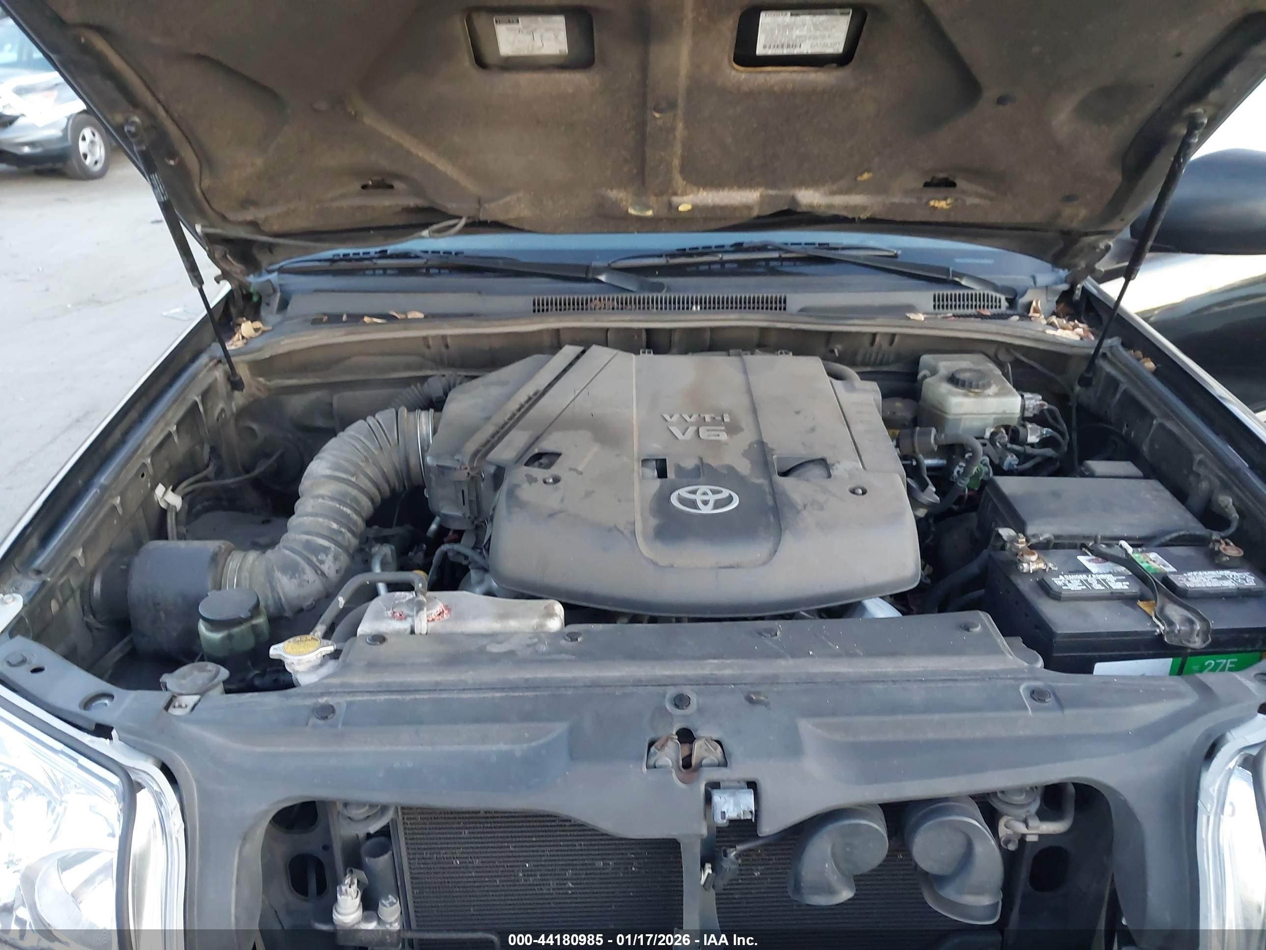TOYOTA 4RUNNER image 10