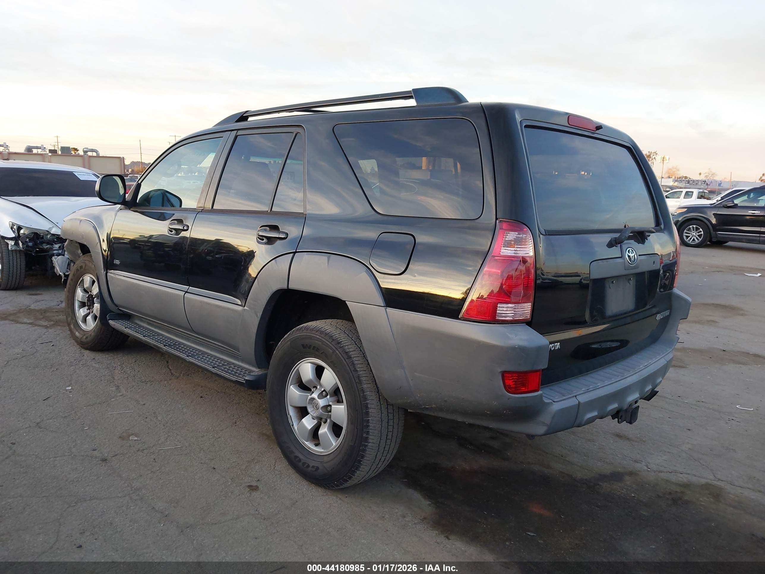 TOYOTA 4RUNNER image 3