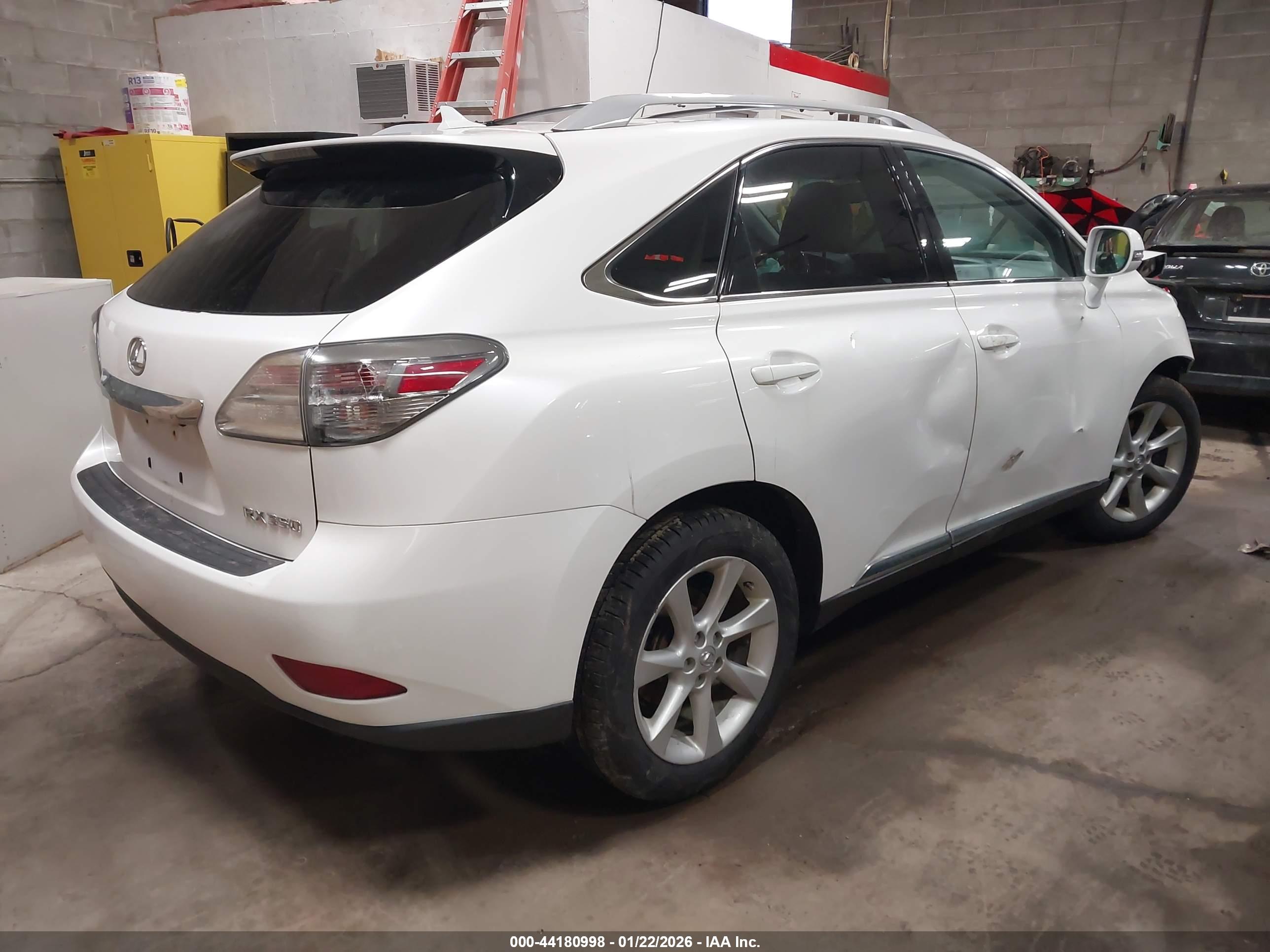 LEXUS RX image 4