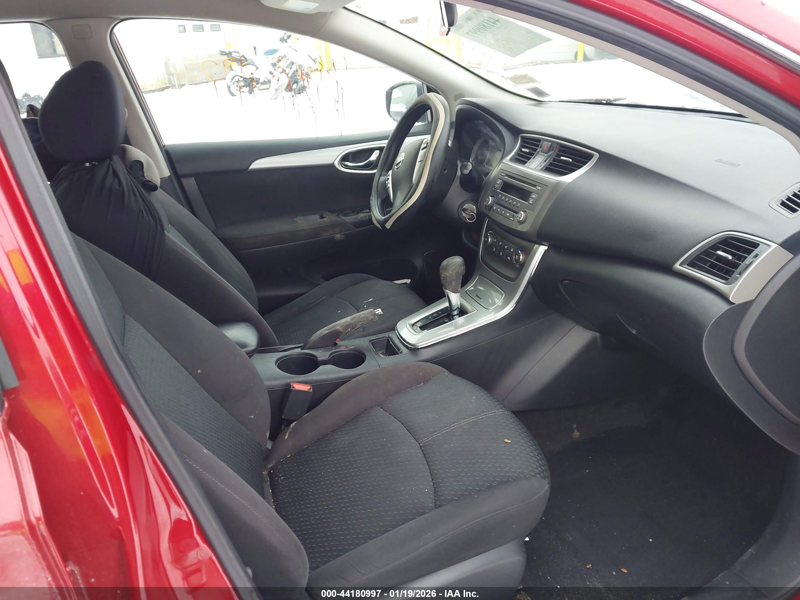 NISSAN SENTRA image 5