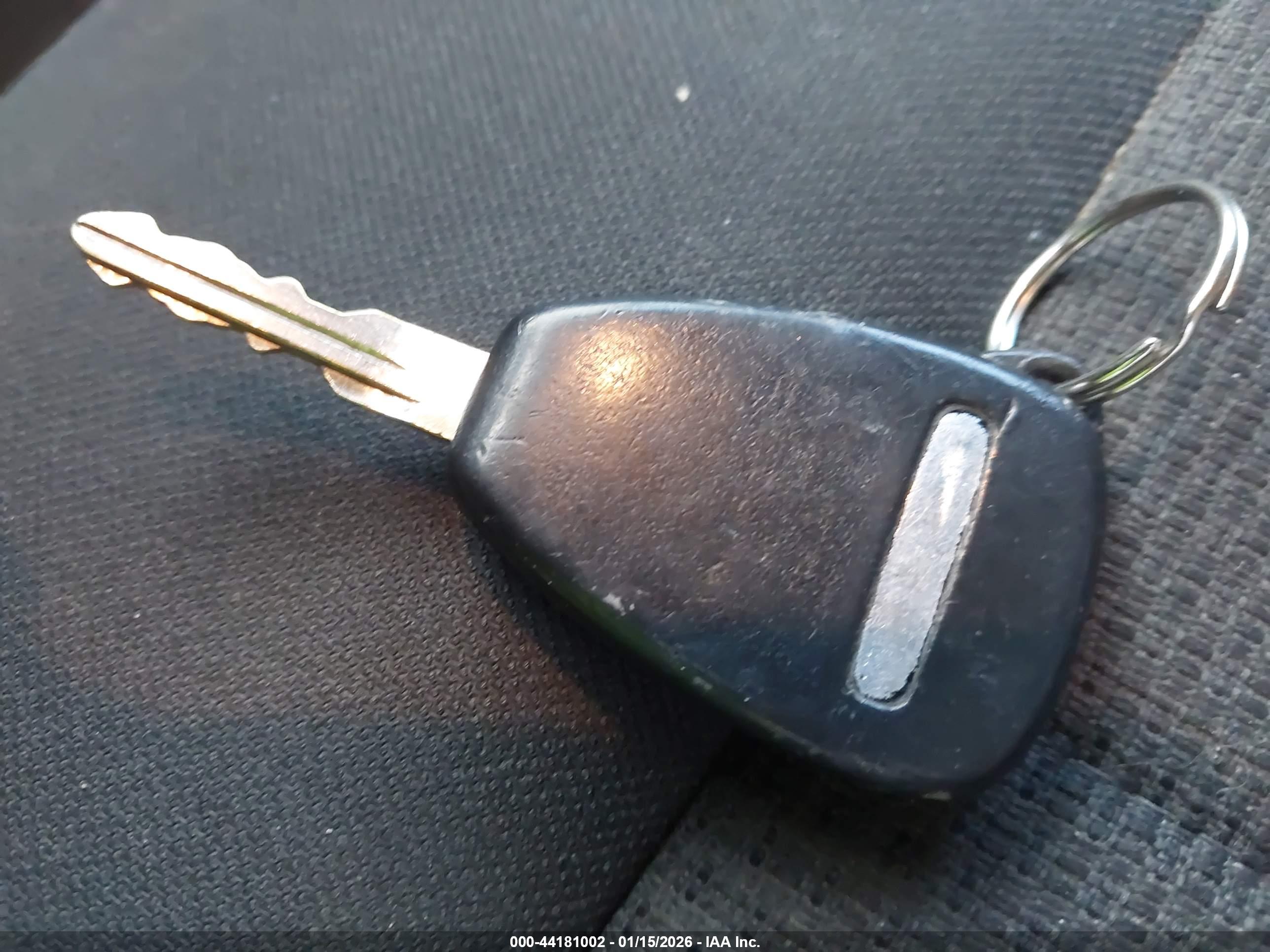 JEEP LIBERTY image 11