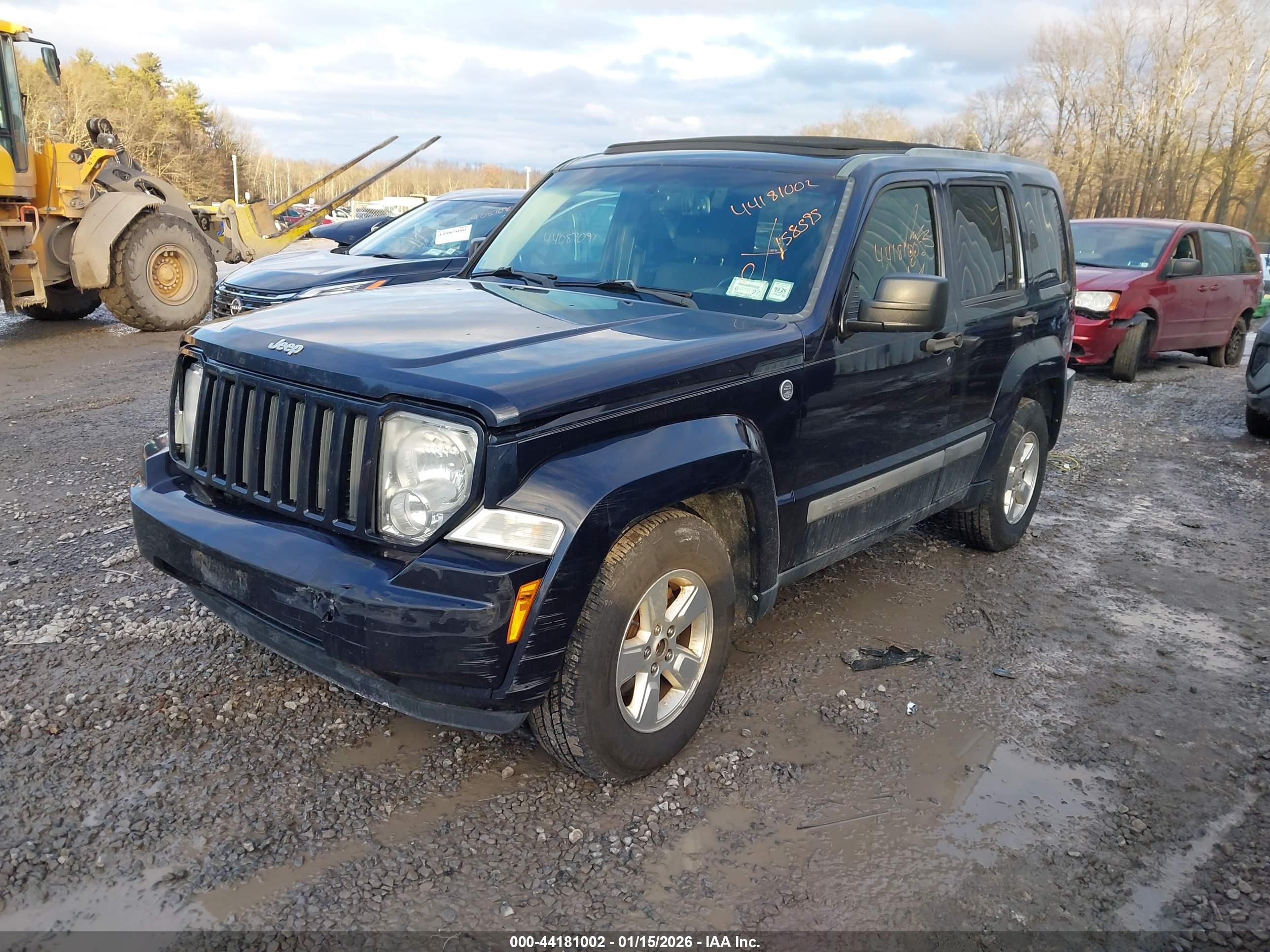 JEEP LIBERTY image 2