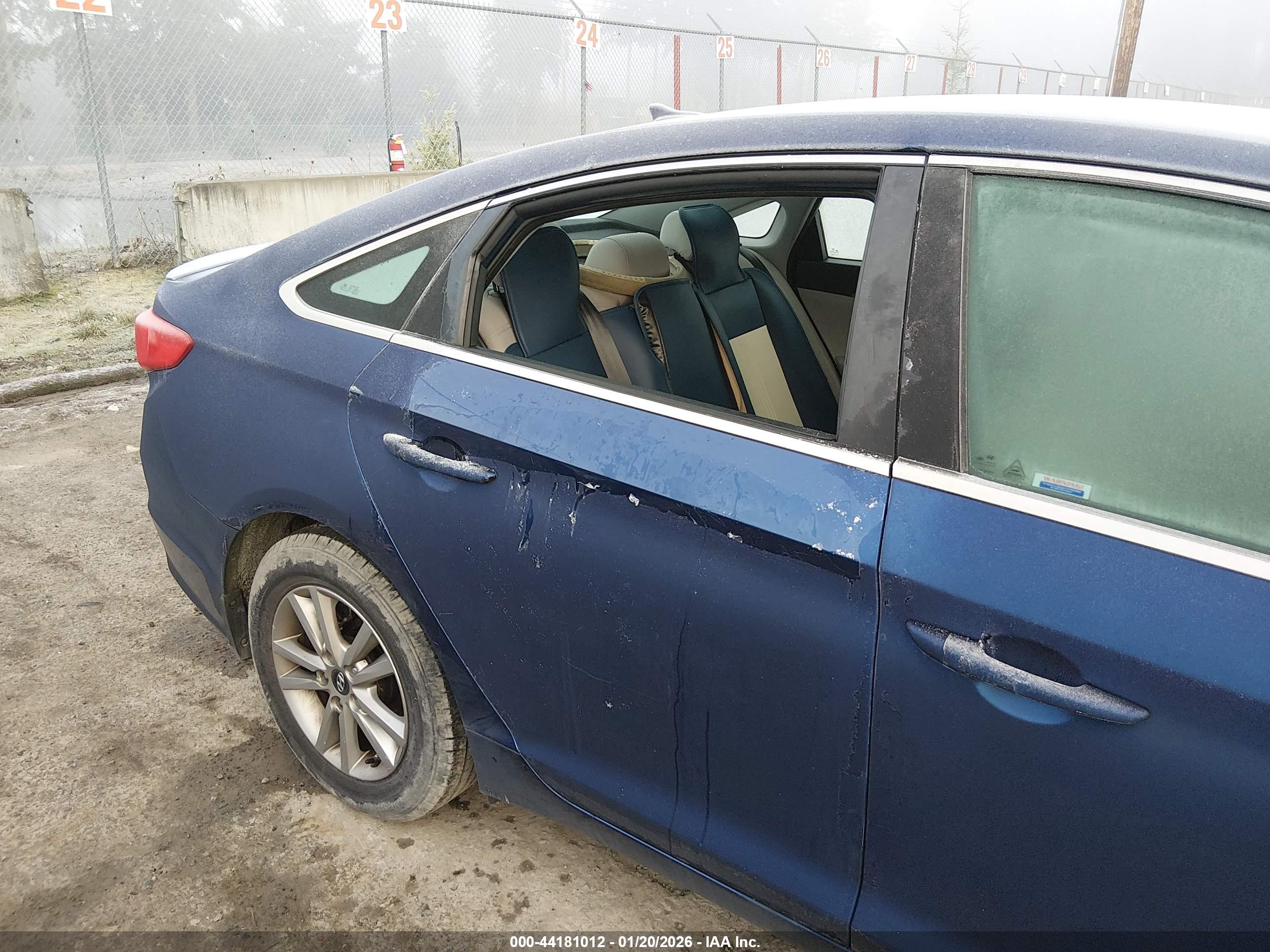 HYUNDAI SONATA image 6